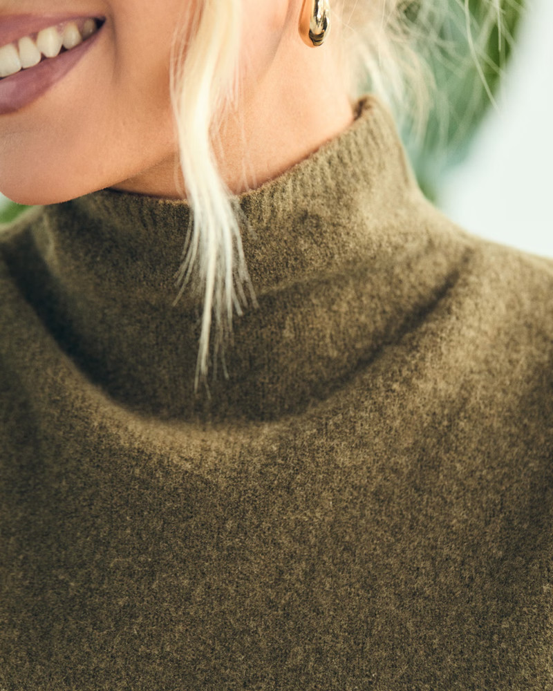 Mockneck Wool-Blend Sweater Shell Top | Abercrombie & Fitch (US)