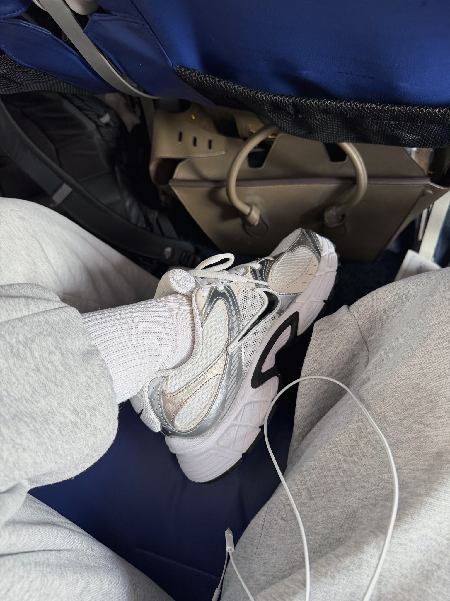 New & obsessed. True to size and super comfy 

#LTKmomlife #LTKootd #LTKgrwm