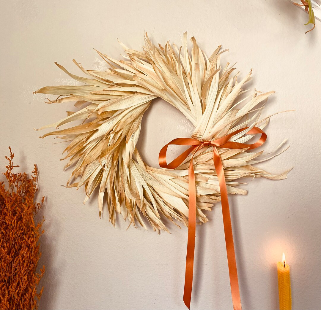 Corn Shuck Fall Wreath / Farmhouse Decor/ Farm Wreath / Fall Decor / Halloween Decor - Etsy | Etsy (US)