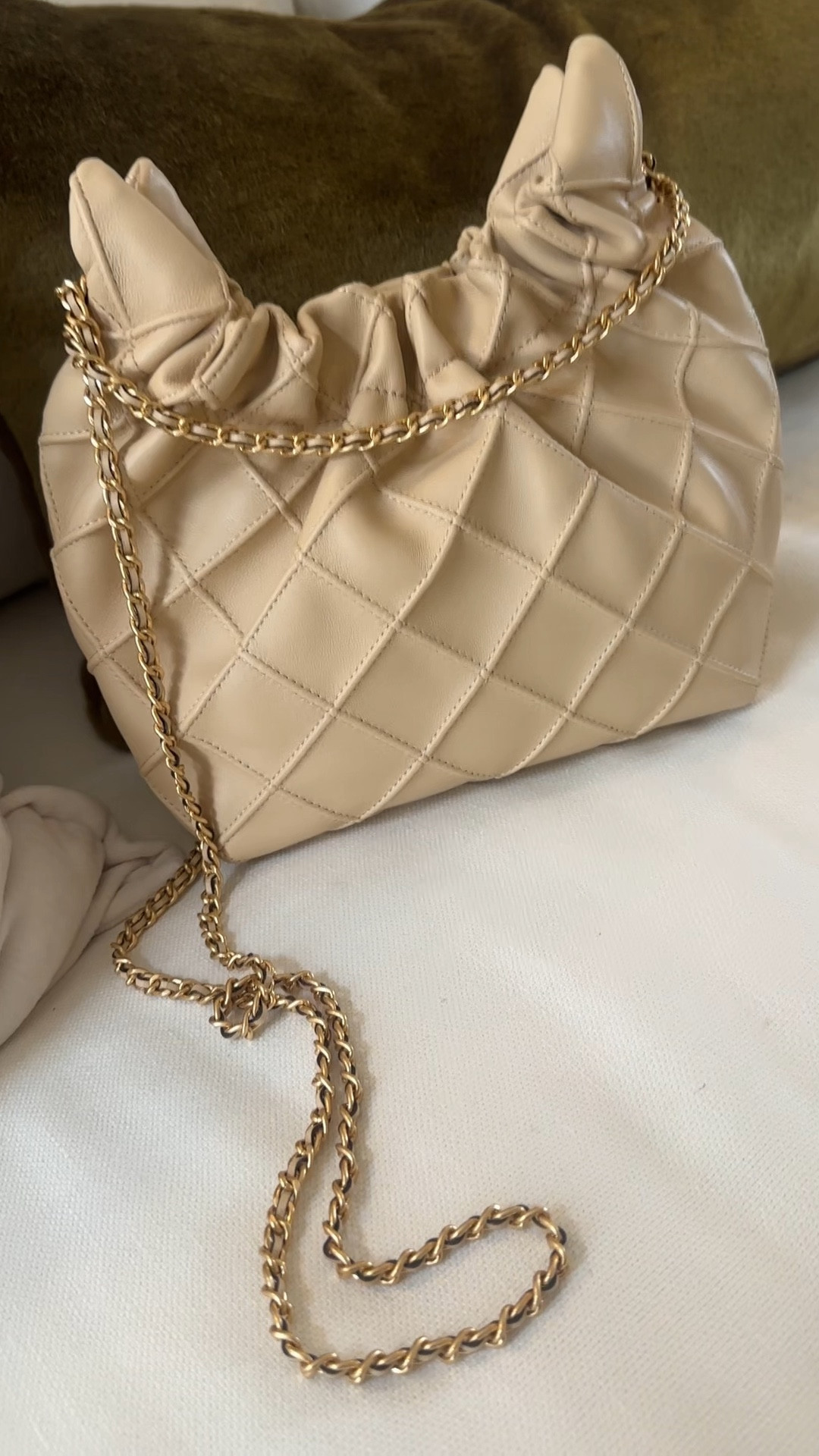 PRIVATE SALE ALERT! Only for a few days…The most versatile bag… MAJORLY on sale now 
Bag in vanilla soft serve 🍦 

#LTKSaleAlert