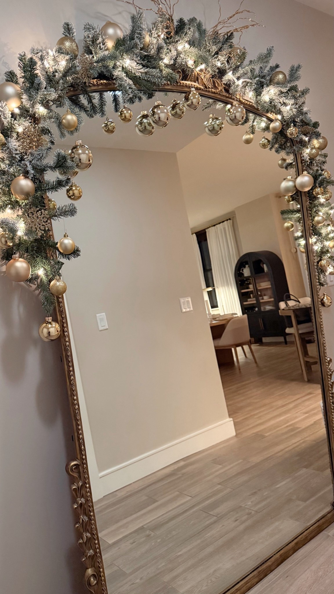 tis the season 🎄✨

#Christmasdecor2025 #Christmasmirror #Garland 

#LTKGiftGuide #LTKHoliday #LTKHome