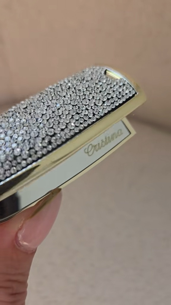 Customizable lipstick case, rhinestone, engrave, gift idea, beauty. @Guerlain

#LTKBeauty