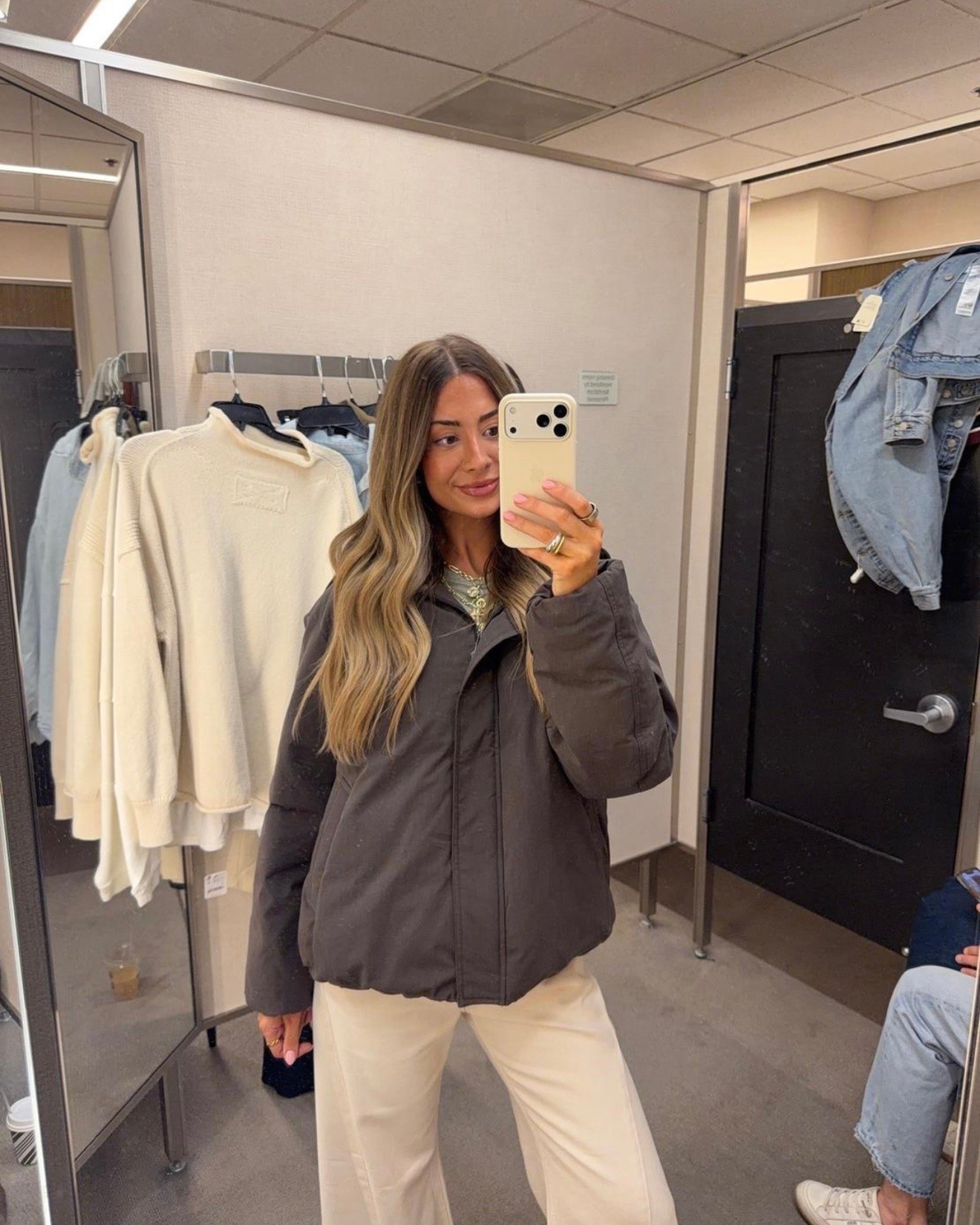 Down jacket so cute for fall & winter!