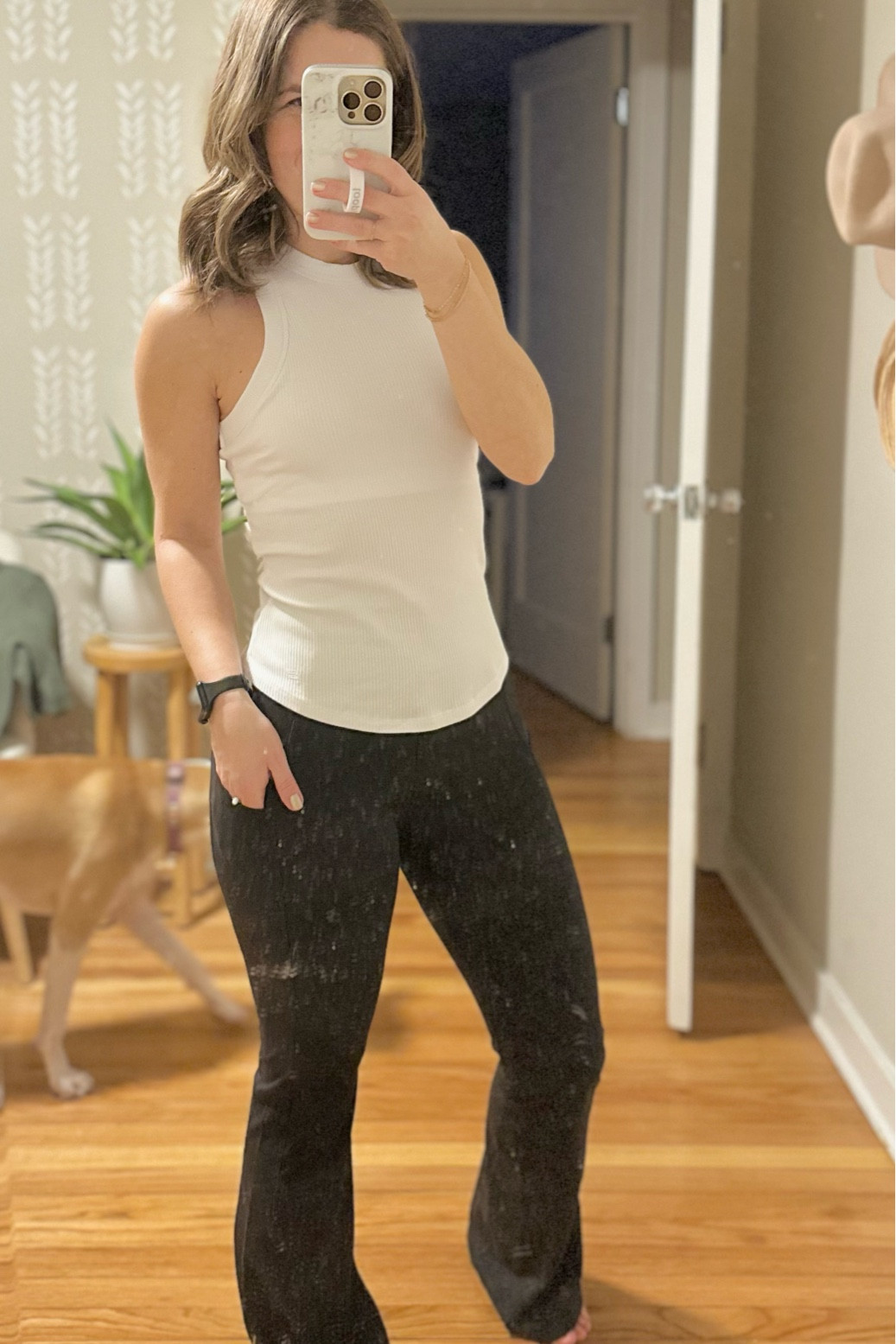 tank: small (but I should have sized down)
pants: small short 

#LTKFitness #LTKActive #LTKFindsUnder50