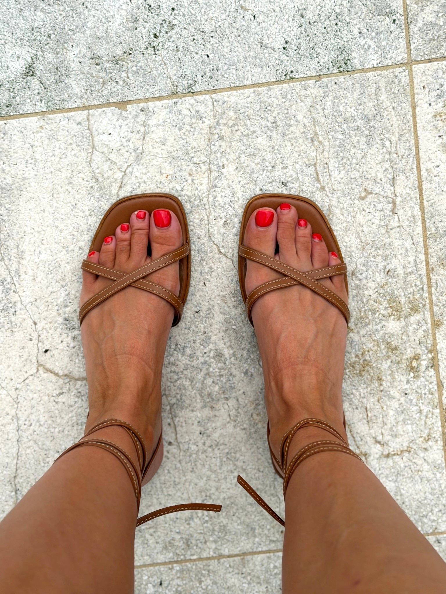 Might be the prettiest sandals I own!!!!

#LTKootd