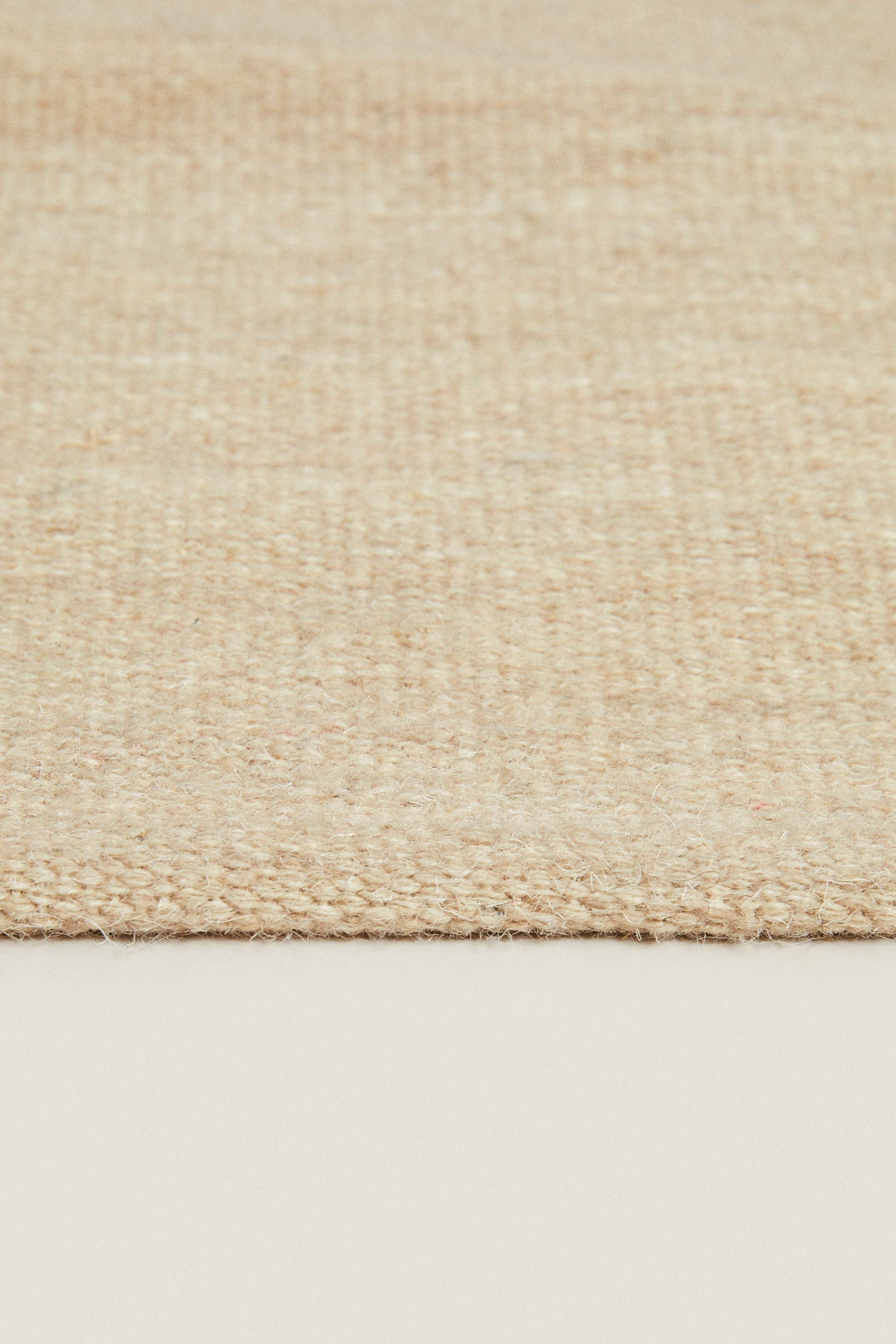 RECTANGULAR WOOL AND COTTON AREA RUG | Zara US