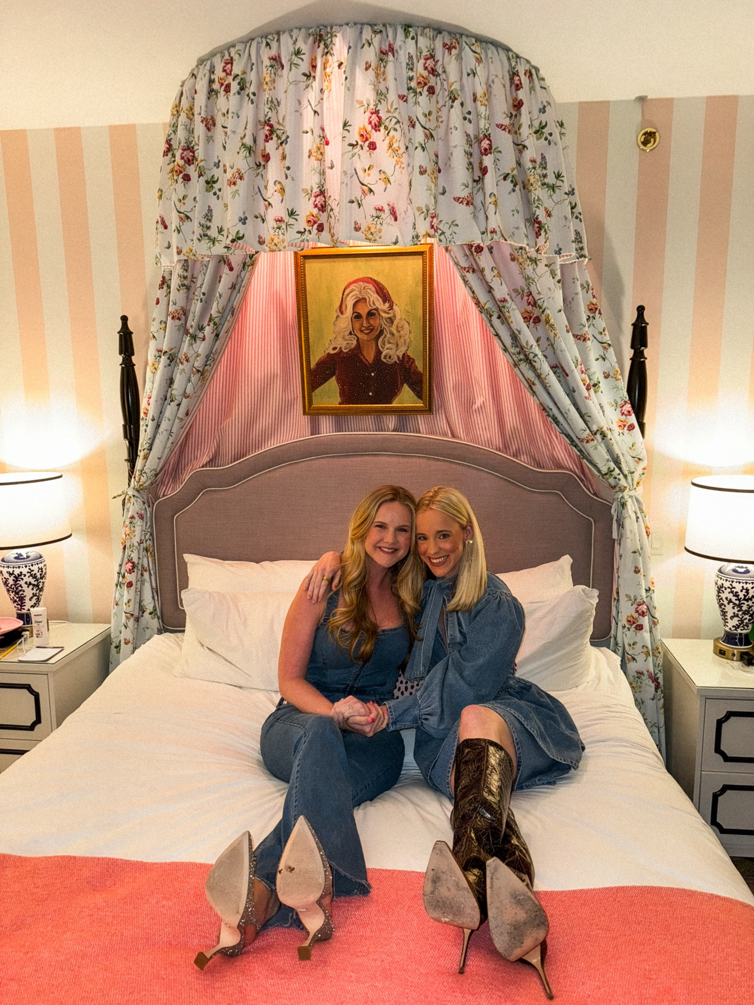 A weekend filled with my dreams coming true and celebrating my best friend! ✨🤠🫶🏼🎀☁️ When in Nashville and staying at a hotel honoring Dolly….. glitz and denim ALWAYS! 

Earrings are SARAH SEVEN ✨

#LTKSeasonal #LTKstyletip #LTKshoecrush