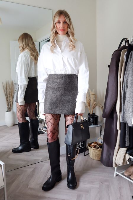 Mini skirt office outfit - white shirt - riding boots #workwear #officeoutfit #miniskirt 