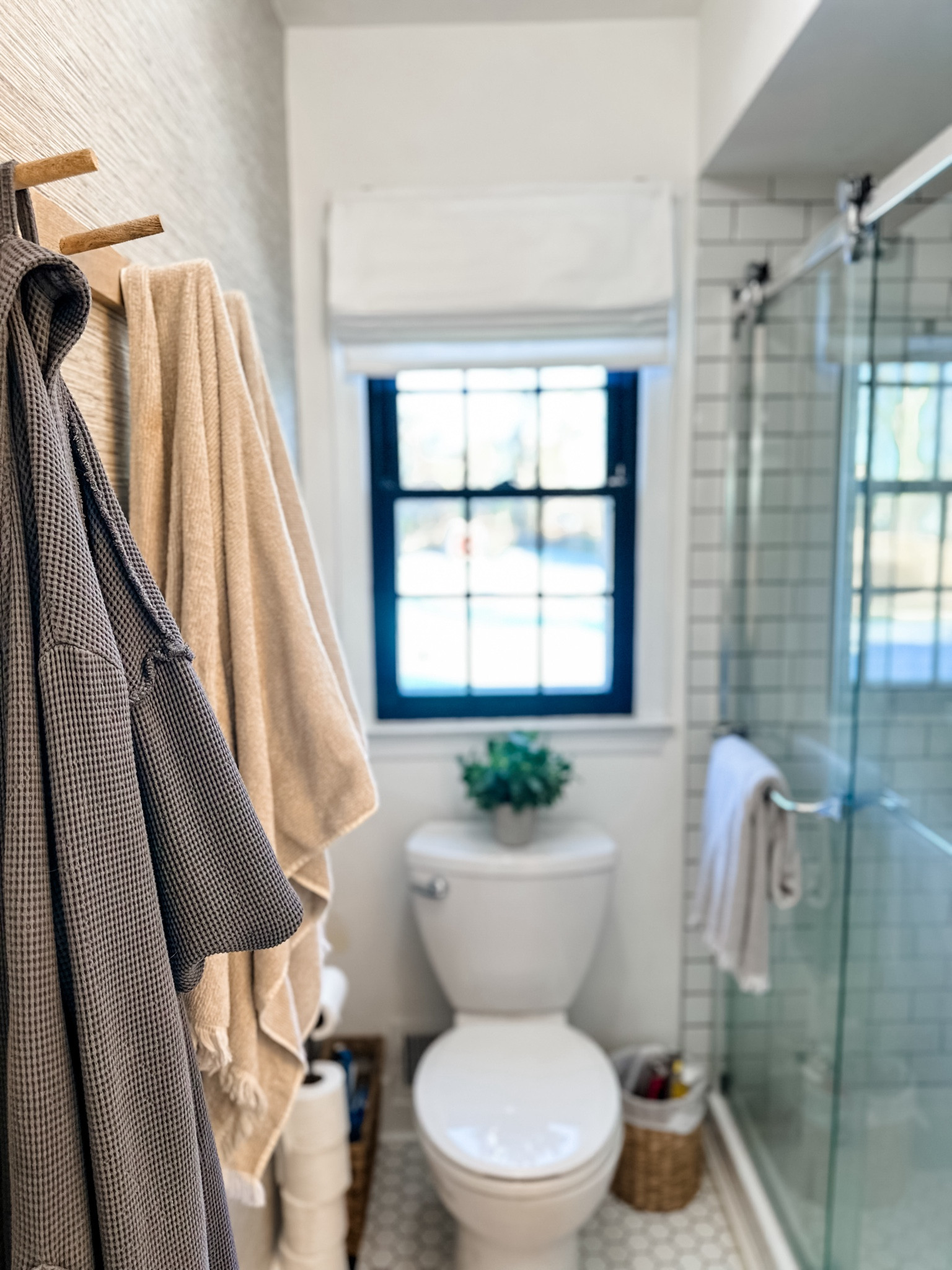 Bathroom styling!! 

#LTKstyletip #LTKfindsunder50 #LTKhome