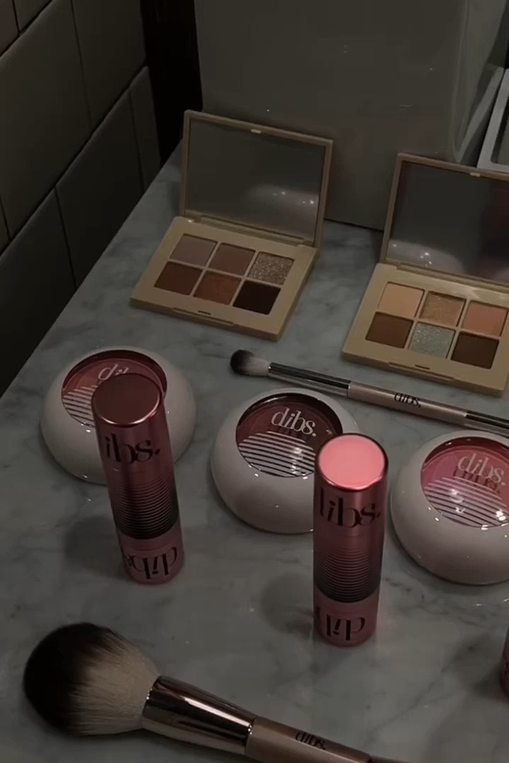 My go to makeup💄✨ use code: CALEIGH for 20% off

Makeup favorites, blush, bronzer, summer makeup, dewy makeup, natural makeup, DIBS beauty, sale alert, beauty sale

#LTKBeauty #LTKSaleAlert #LTKFindsUnder100