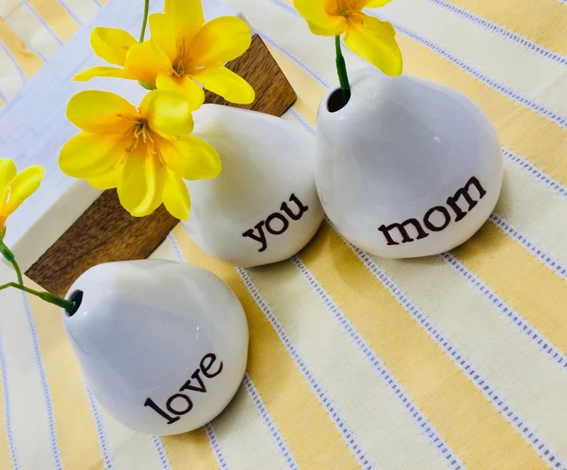 Love You Mom Vases For Flowers - Adorable White Porcelain Flower Vase Set For Mother’s Day, Val... | Etsy (US)