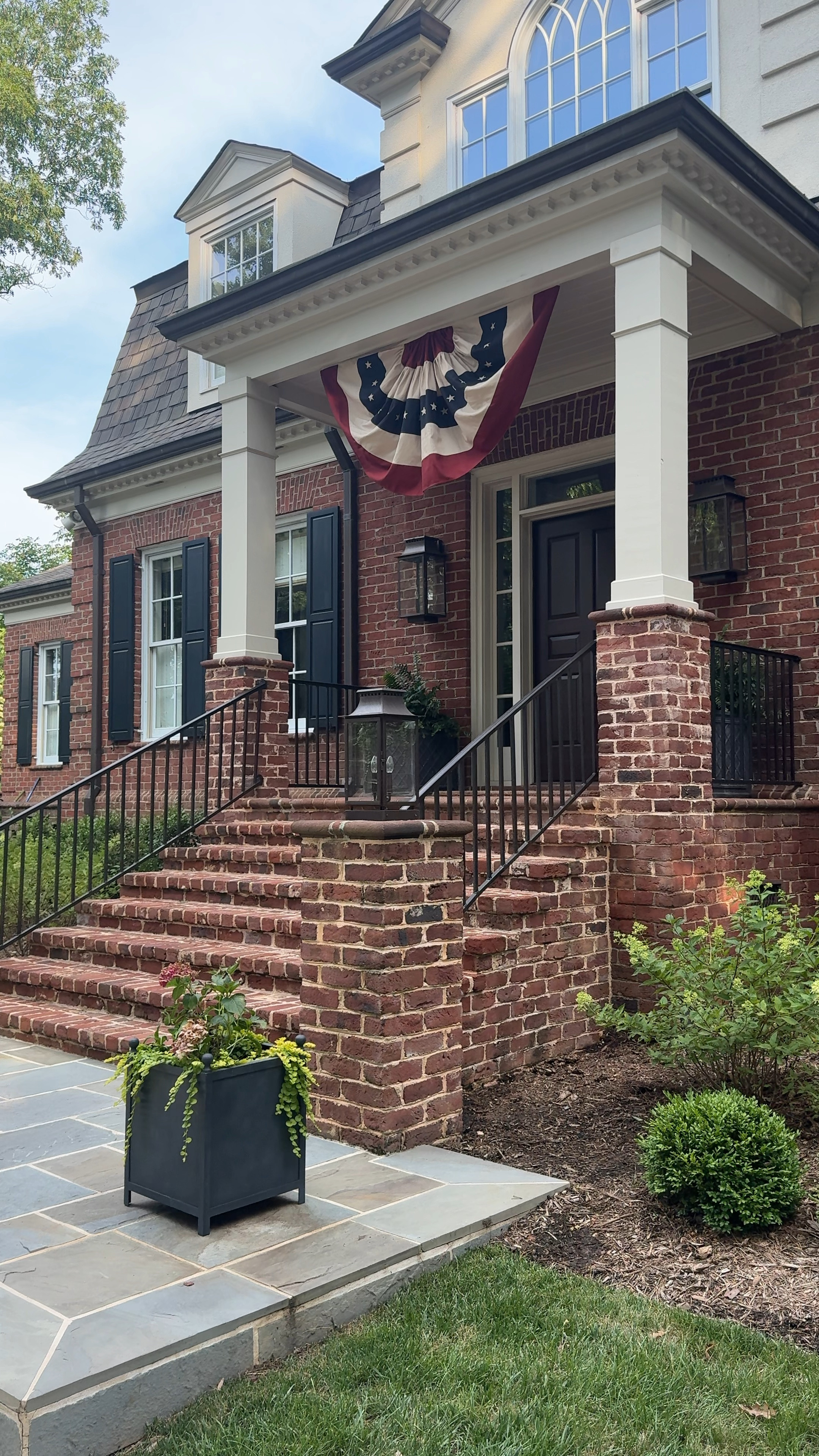 The prettiest bunting flag I ever did see! Great quality and comes in 3 sizes 

#LTKHome