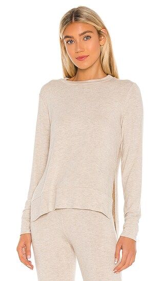 Beyond Yoga Just Chillin LS Pullover in Oatmeal Heather - Beige. Size S (also in L, M, XS). | Revolve Clothing (Global)