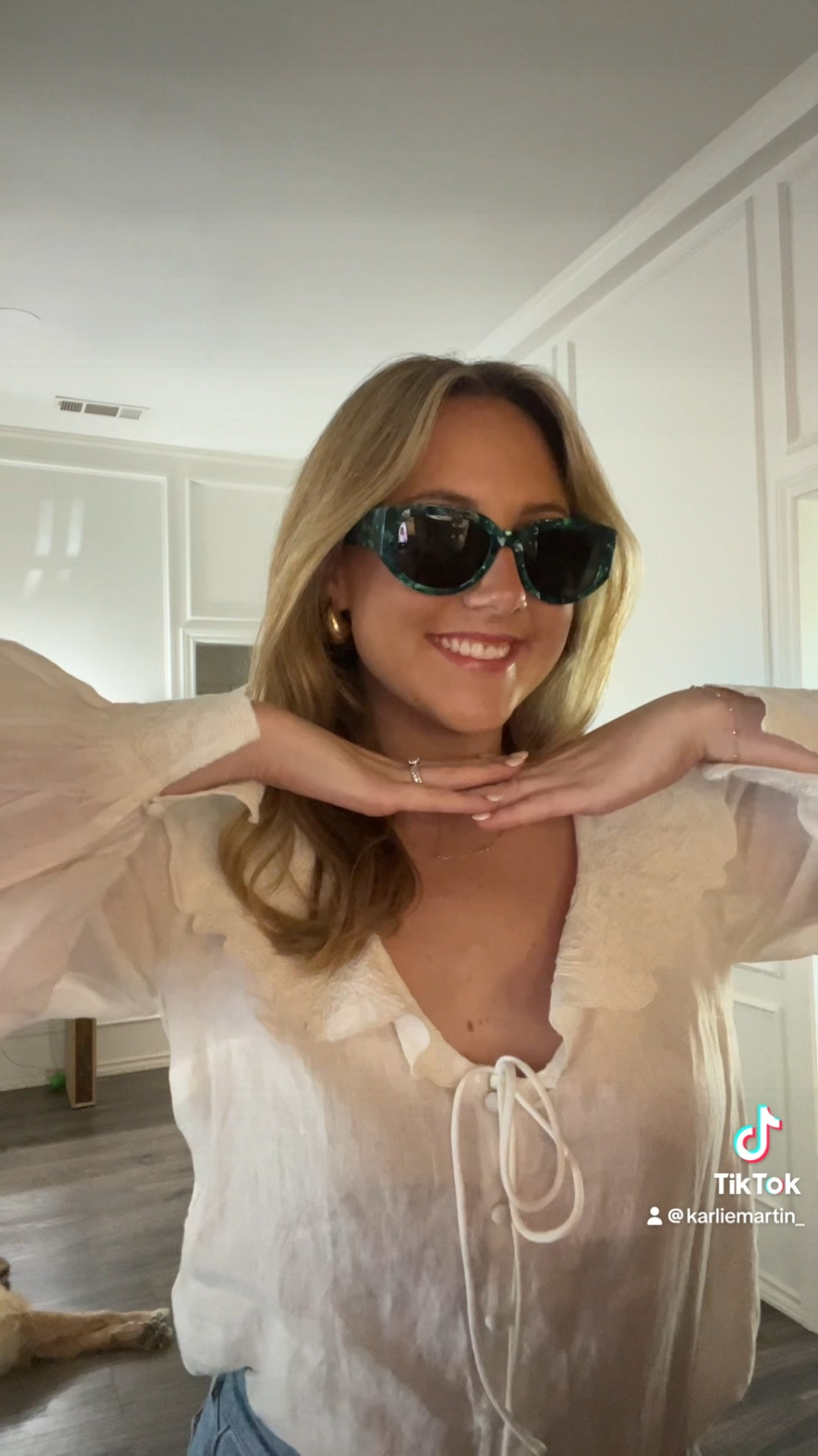 Peter Pan collars, lace details & pop of color accessories >>>

#LTKFindsUnder100 #LTKSaleAlert