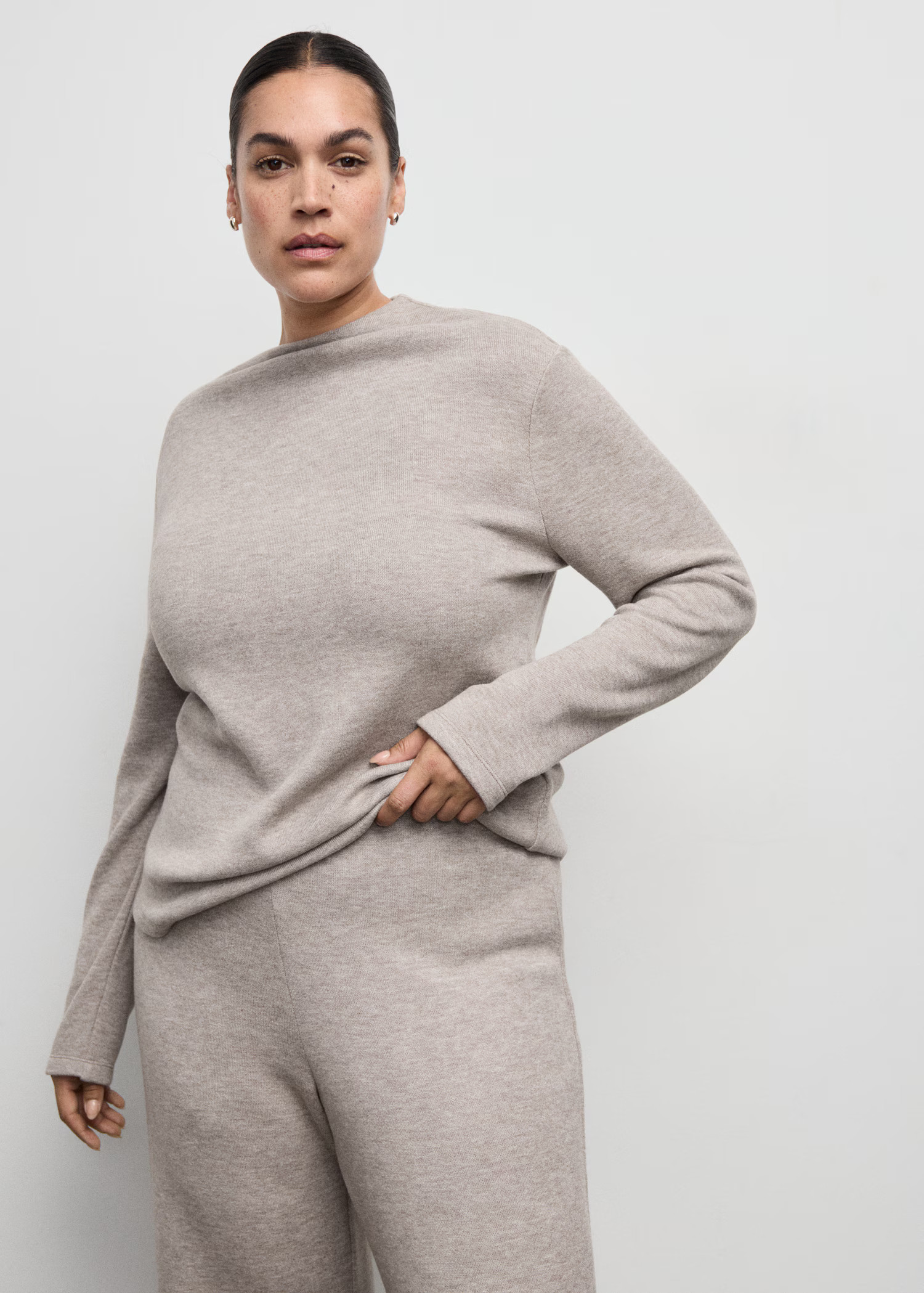 Straight-fit trousers with elastic waist | MANGO (UK)