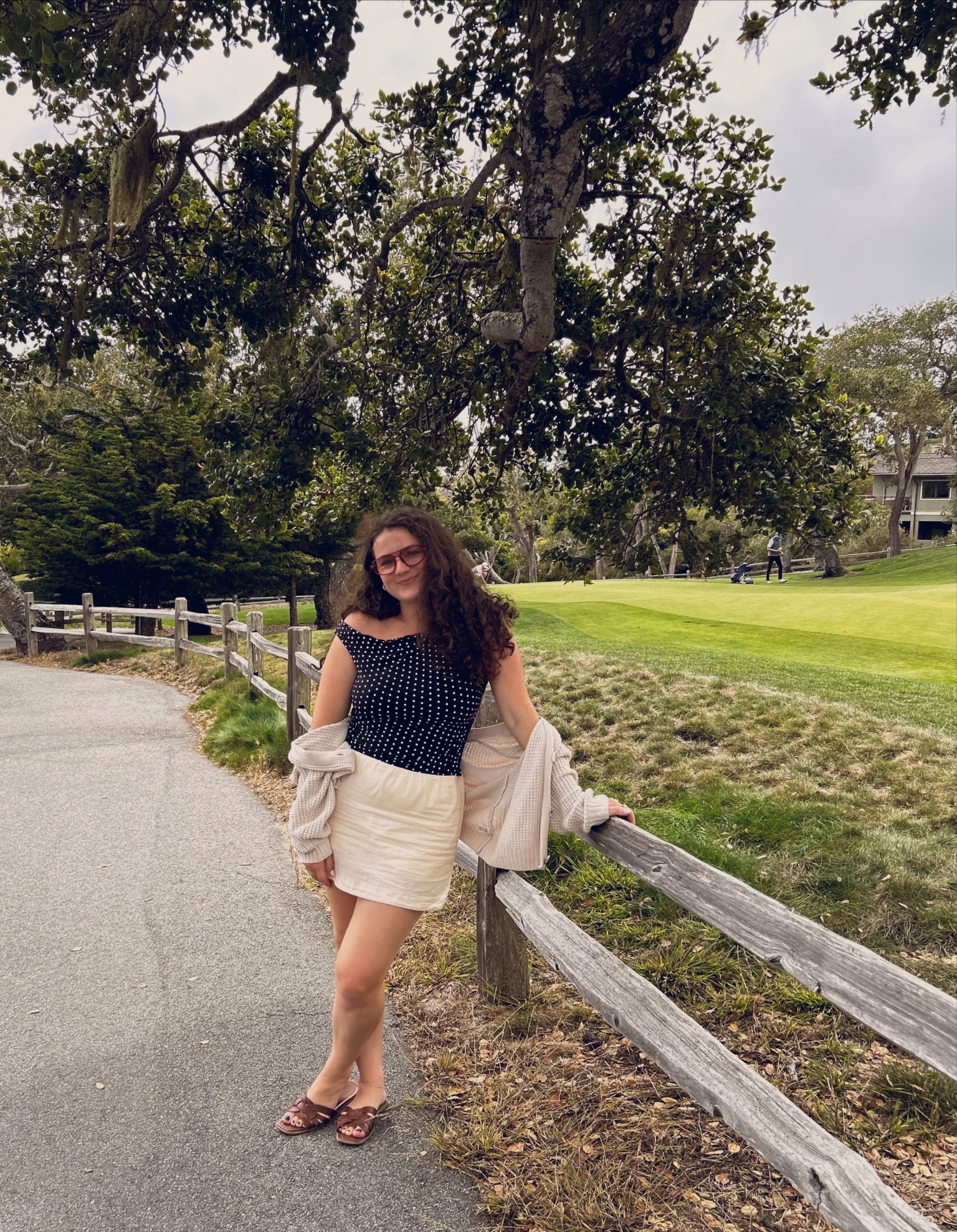 comfy outfit for a day of strolling in carmel, ca🌤️🌊

#LTKFindsUnder100 #LTKFindsUnder50 #LTKTravel