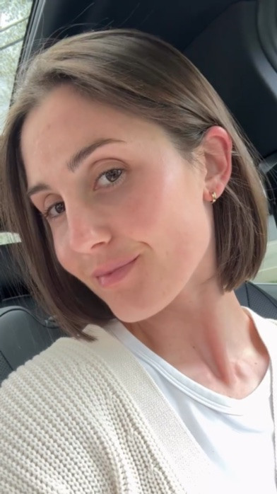 If you’re looking for a sign to chop it, this is it ✂️ 
Also obsessed with this cotton cardigan for spring - it’s such a perfect layer when it’s not too hot. This is in a size large!

#LTKmomlife #LTKdayinmylife
