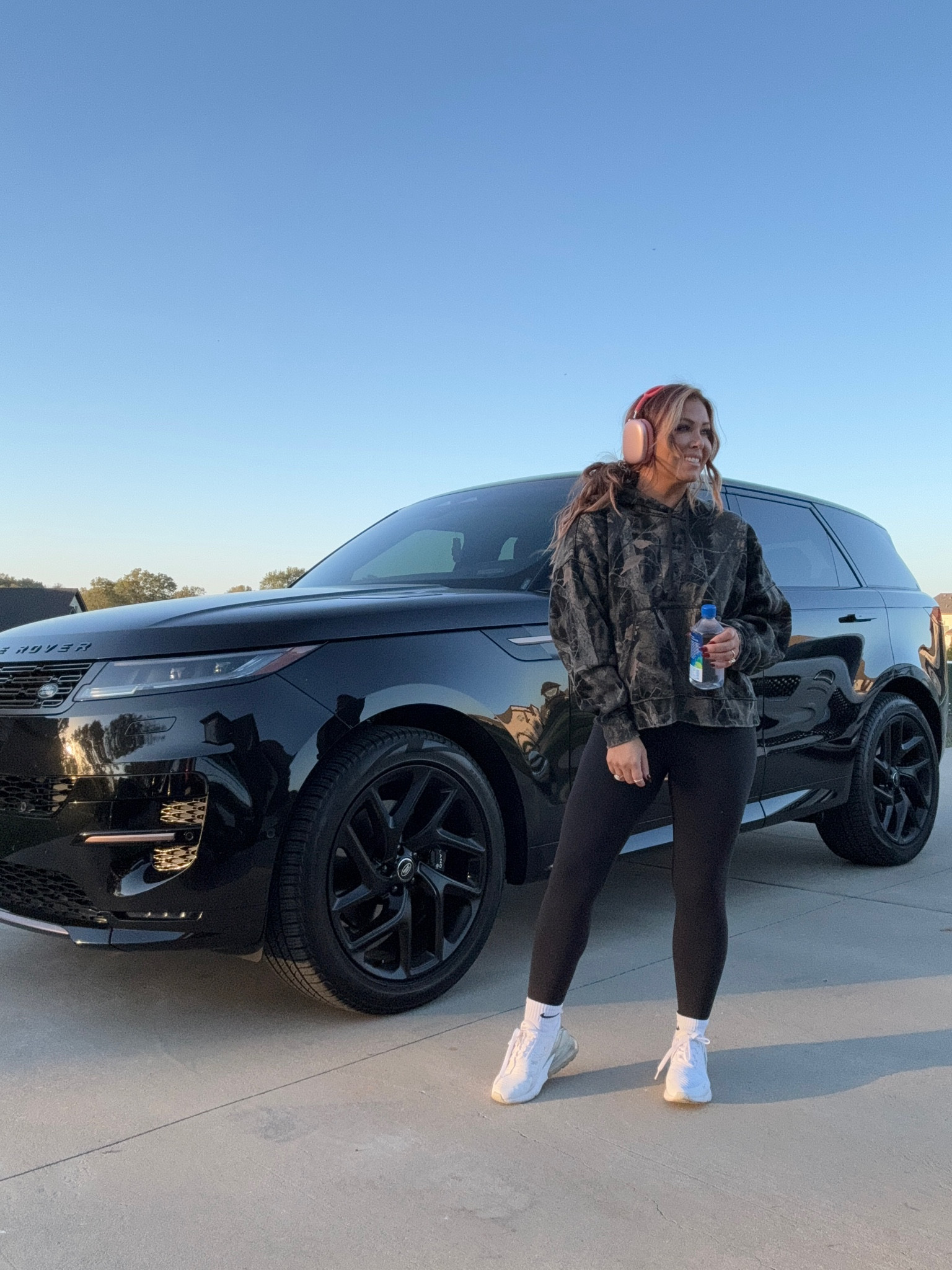 Going to the gym so I can watch OBX in peace 🤣  Rocking my Fav hoodie 

#LTKFitness #LTKStyleTip #LTKActive