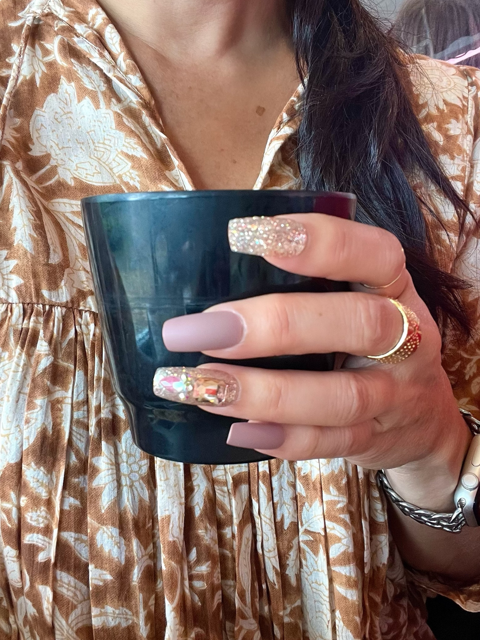 My Easter nails! Got many compliments on them. The jewels are so fun for a night out!

These are long coffin nails and come with adhesive tape and glue.

#nails #pressonnails #kissnails 

#LTKbeauty