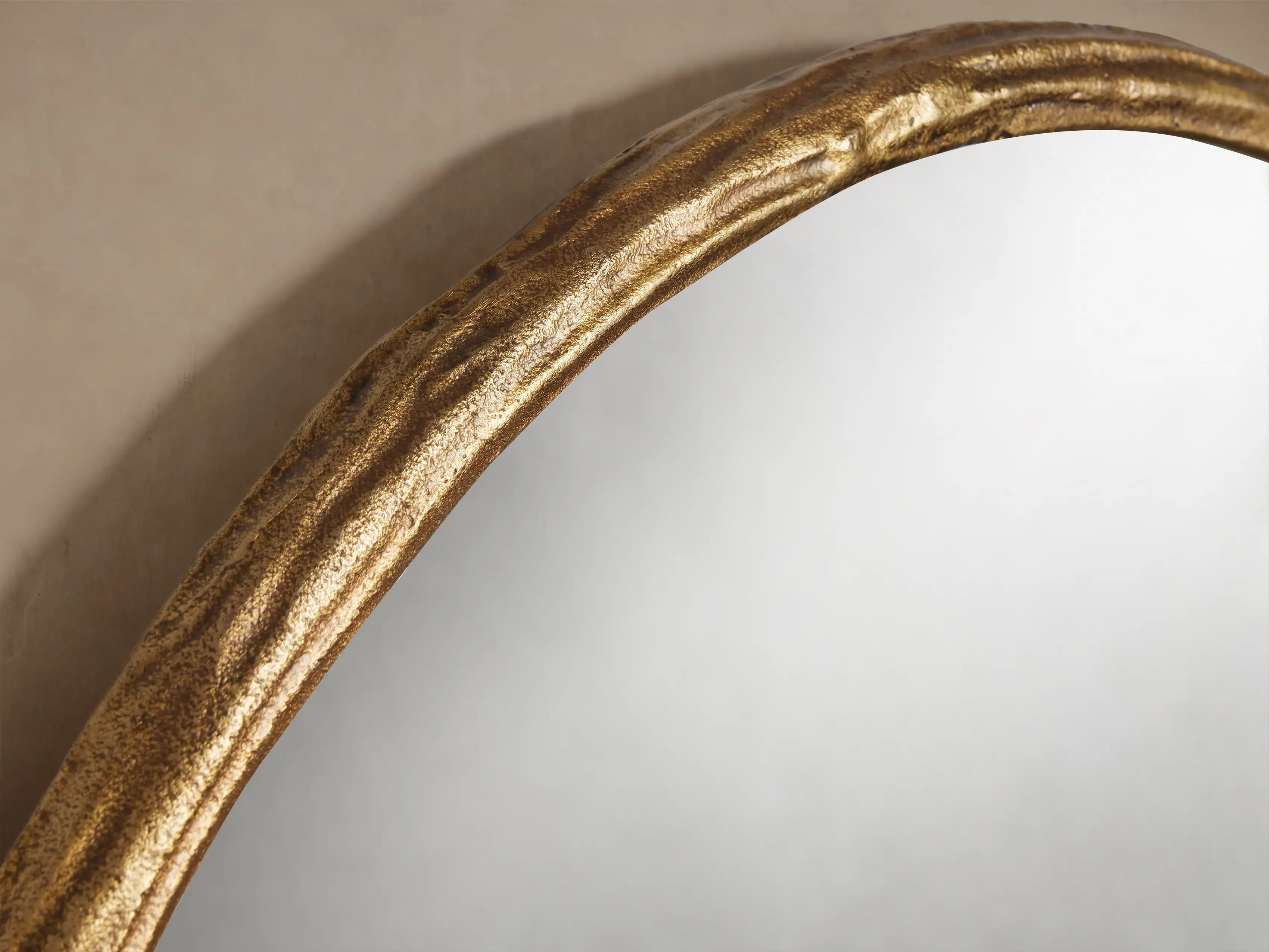 Arren Round Wall Mirror | Arhaus