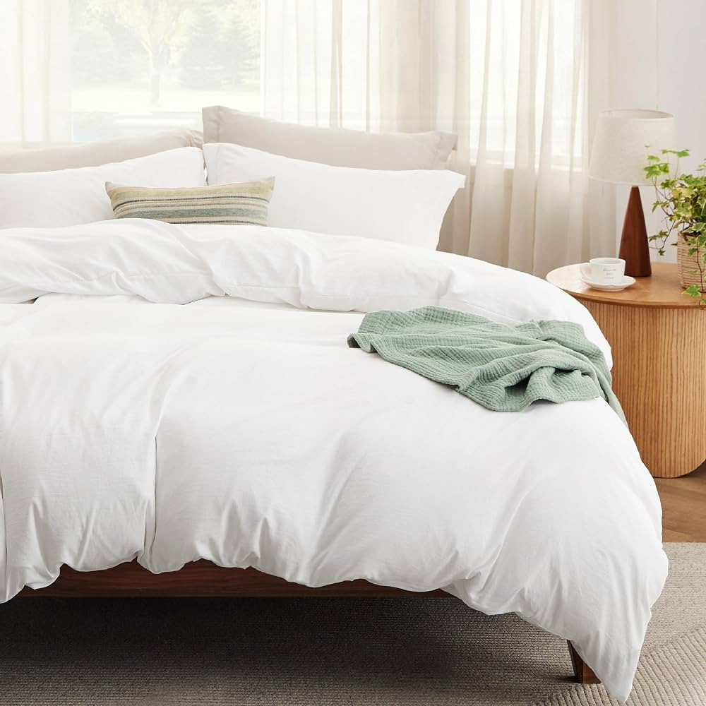 Bedsure Twin Size Duvet Cover with Fitted Sheet - 3 Pieces Prewashed Extra Soft Bedding Set, Incl... | Amazon (US)