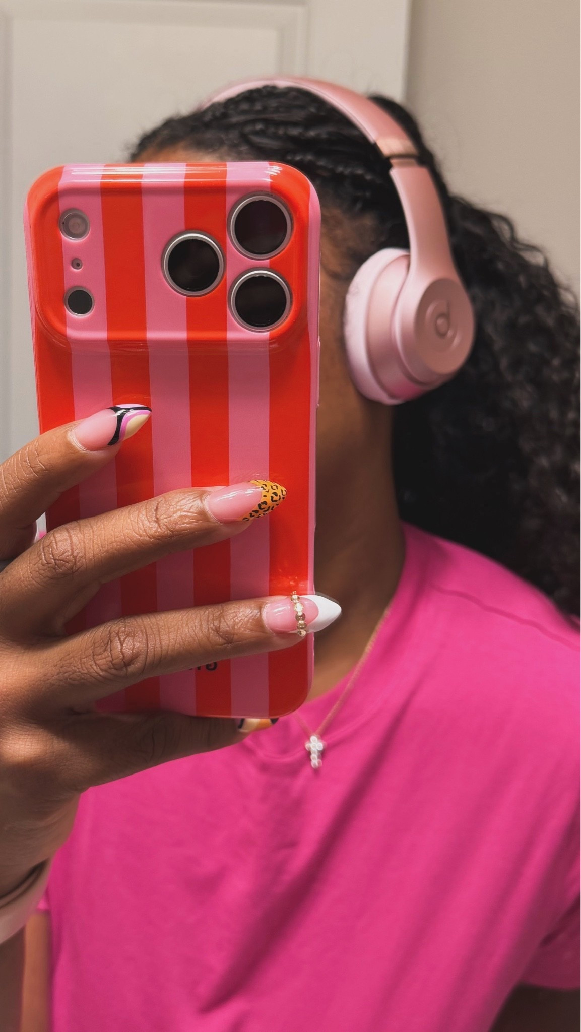 Beats will always win for me! Loving my latest Pink headphones! #beats #headphones

#LTKfitnessgoals