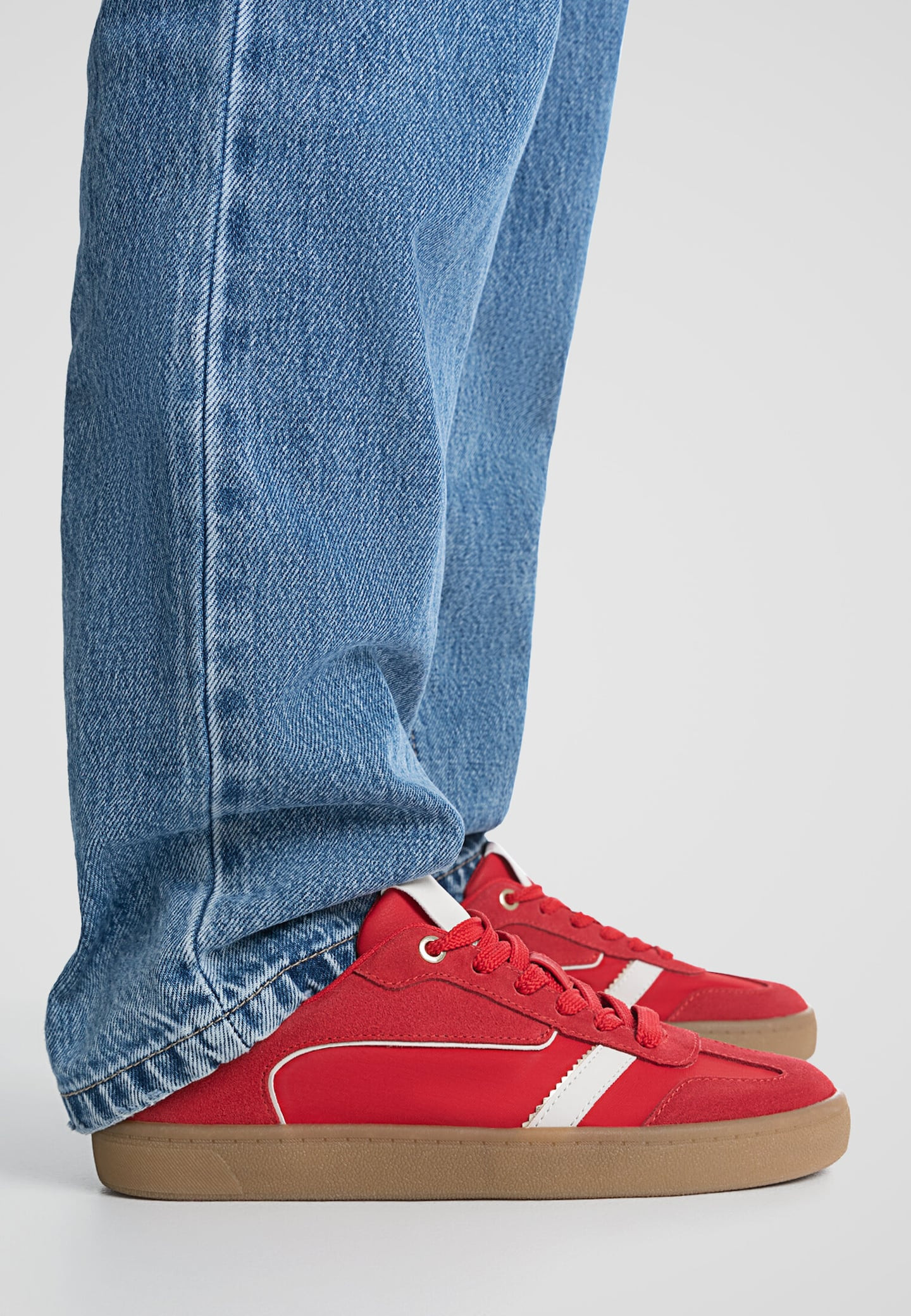 Casual retro sneakers | Stradivarius (NL)