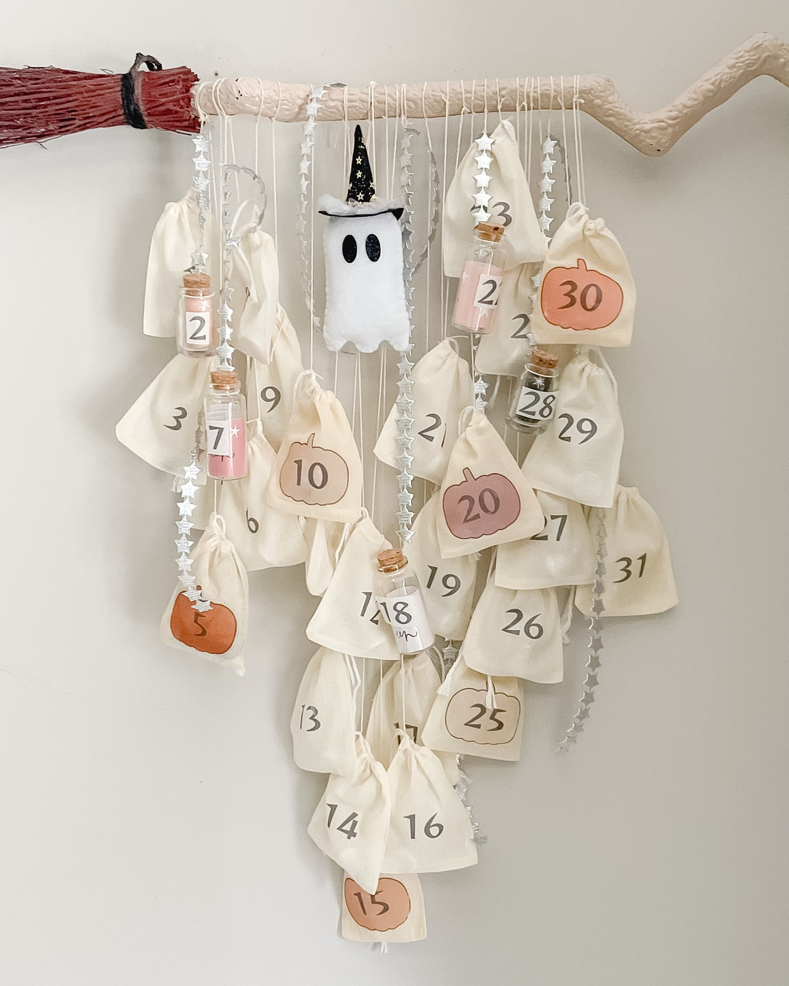 🖤 DIY Halloween Countdown! 🖤
All the supplies you need to recreate your own! Check out my Instagram for the how-to video!
The printables are from The Letter Vee, and the mini ghost is from Peach & Goldie#LTKkids #LTKHalloween

#LTKSeasonal