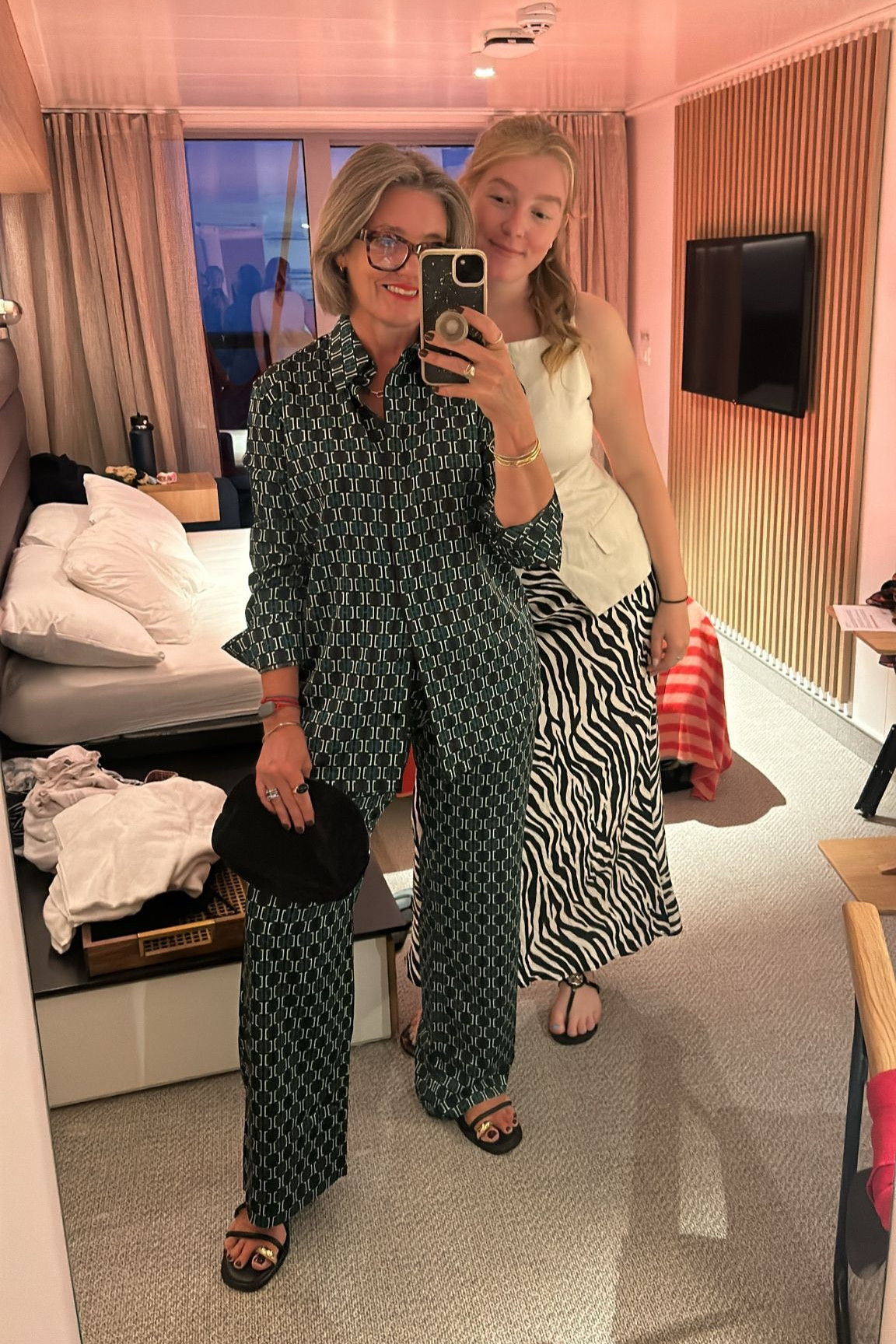 Evening outfit 
I’m in a 12 in both shirt and trousers. 

Coord, matching set, new in, autumn trends, outfit of the night

#LTKuk #LTKautumn