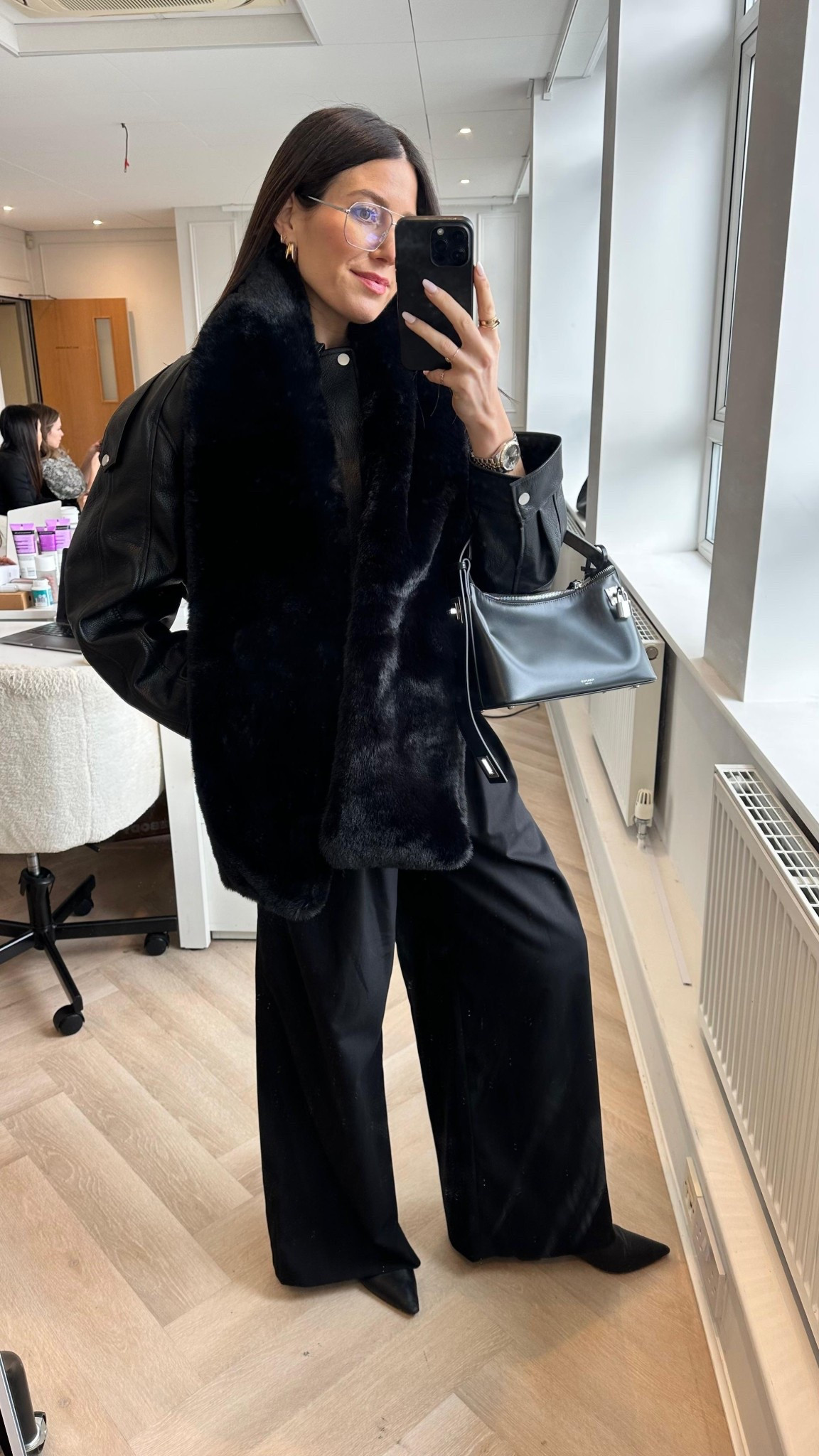 A moment for this scarf from ASOS 🤌🤌

#LTKuk #LTKFashionMonth #LTKstyletip