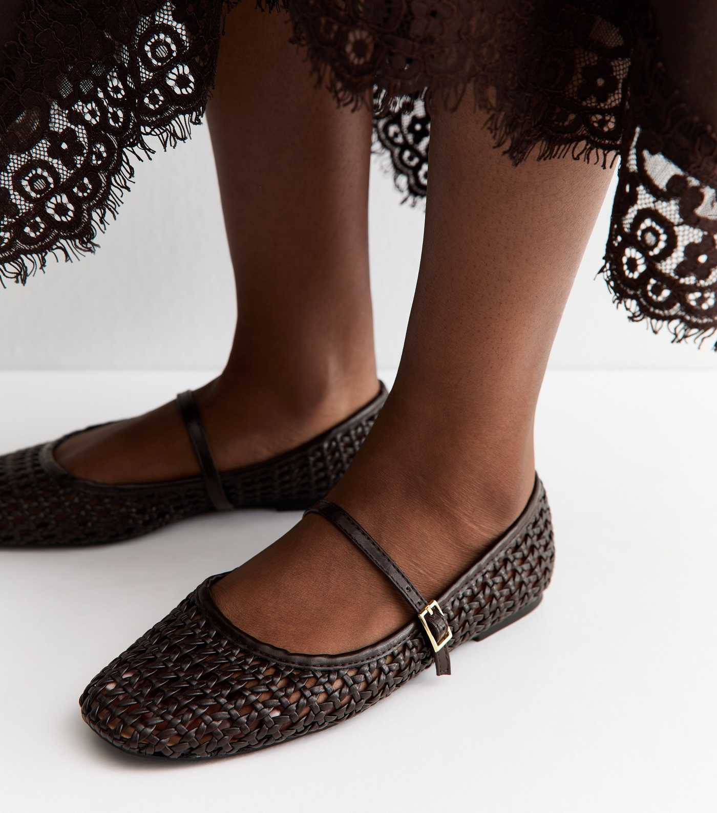 Wide Fit Black Faux Leather Woven Mary Jane Pumps | New Look | New Look (UK)