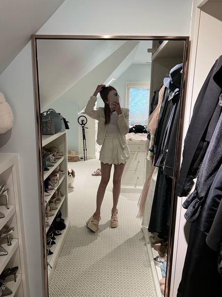 What I’m planning to wear to the masters! Cute scalloped shorts, easy white tee and my openwork lady jacket from Mango

#LTKFind #LTKSeasonal #LTKtravel
