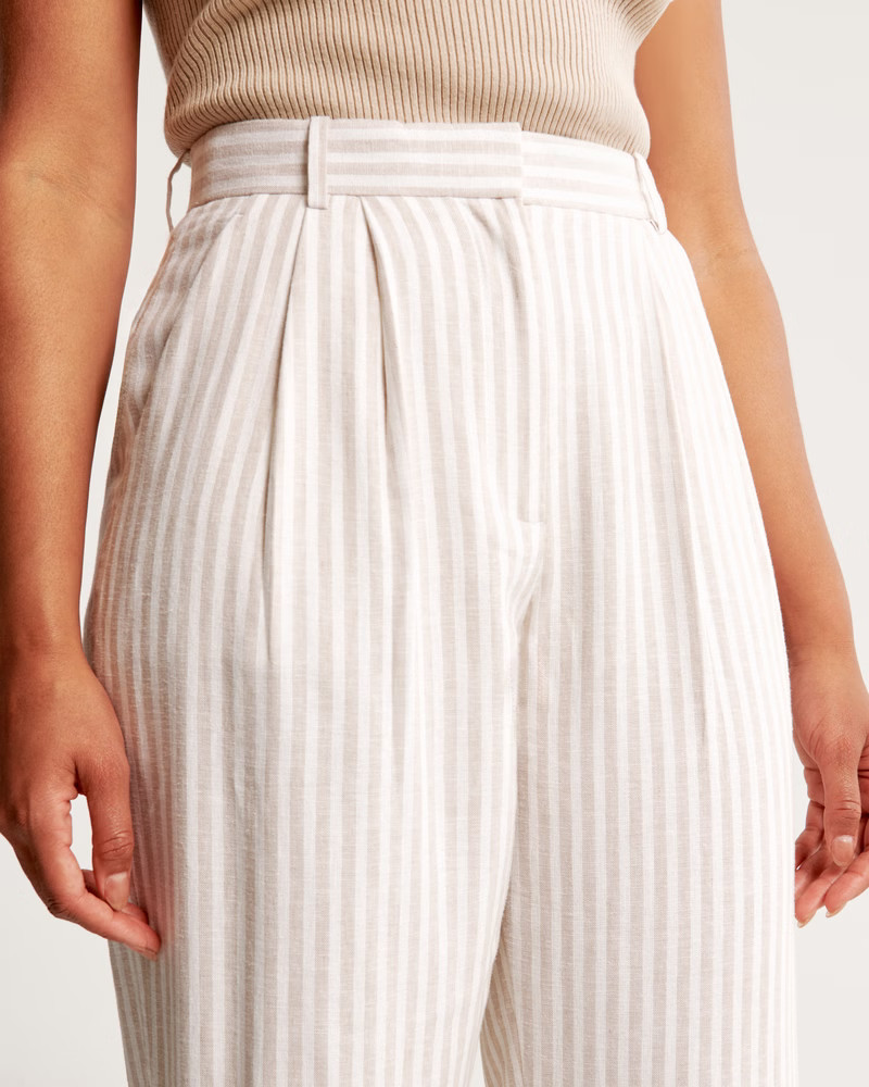 Women's Curve Love A&F Sloane Tailored Linen-Blend Pant | Women's Clearance | Abercrombie.com | Abercrombie & Fitch (US)