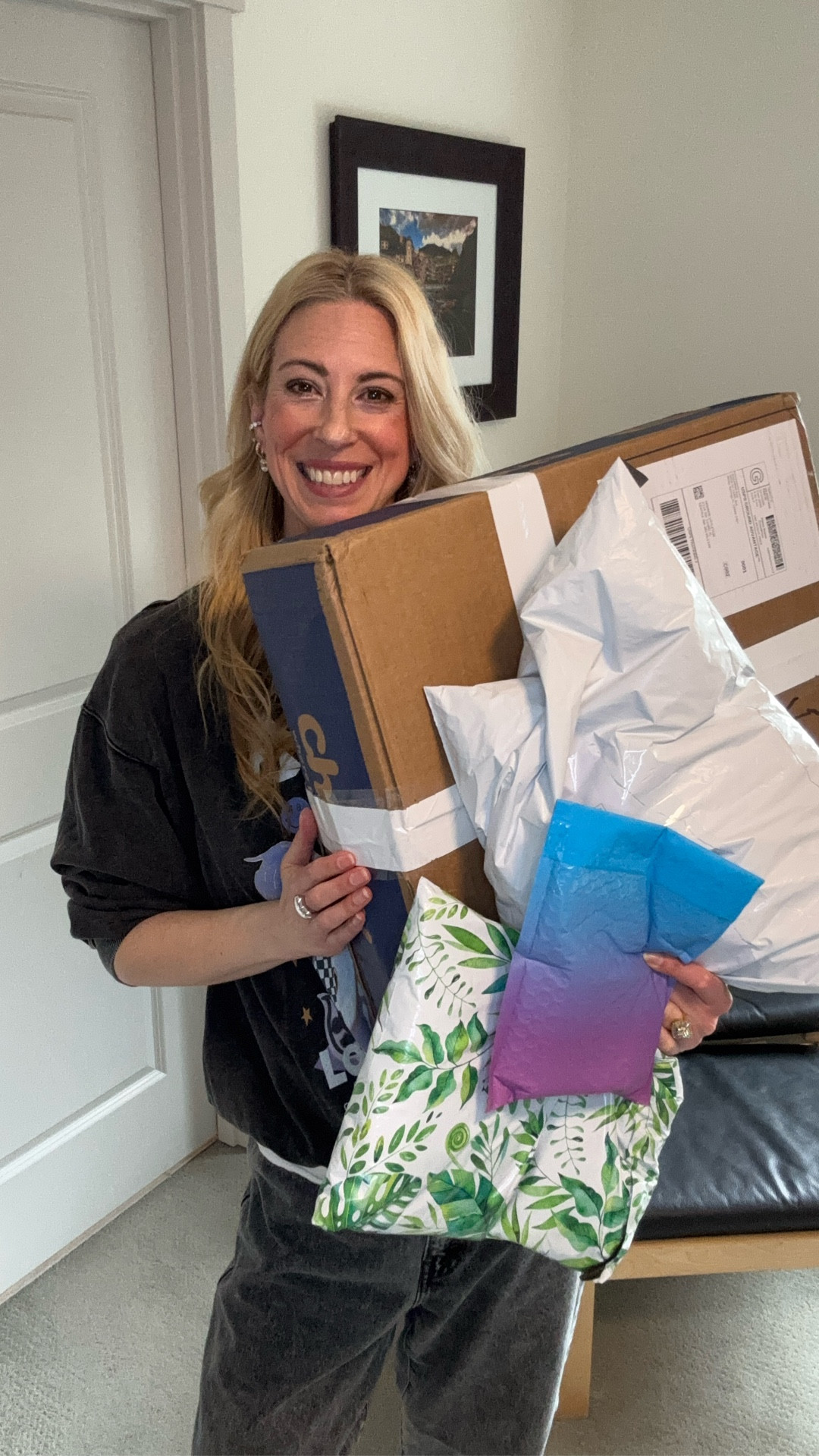 Let’s unbox these packages from eBay!! I’ve found similar items below! 

Art Deco Brooch
Black Linen Mandarin jacket
Polo Ralph Lauren Sweater 
Fringe black leather jacket 

#LTKOver40 #LTKdayinmylife
