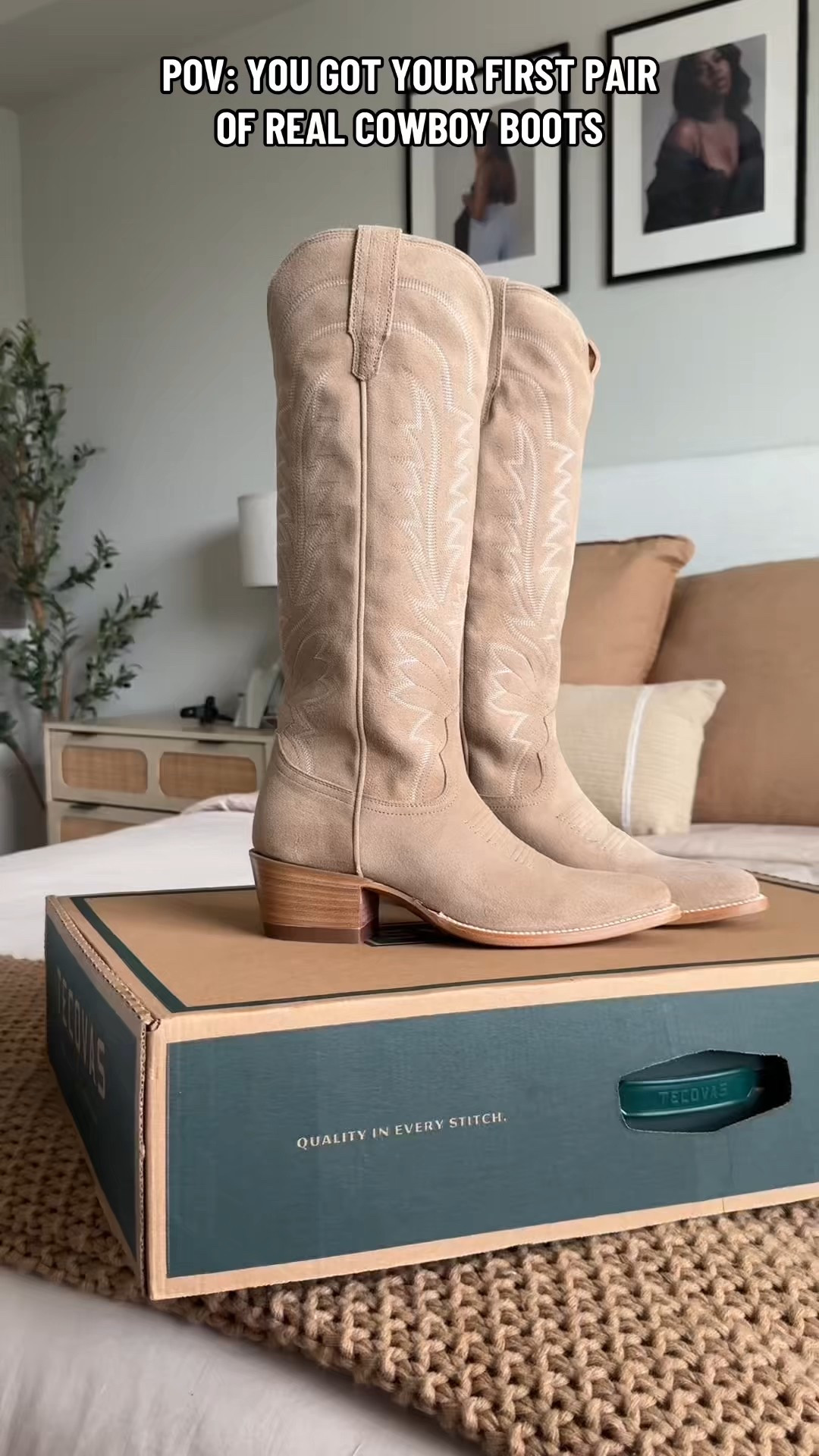 Got my first real pair of cowboy boots 😍😍 #cowboyboots #tecovas #westernstyle 