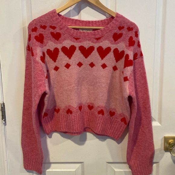 BNWT Jessica Simpson Heart Crop Sweater Women’s Size Medium | Poshmark