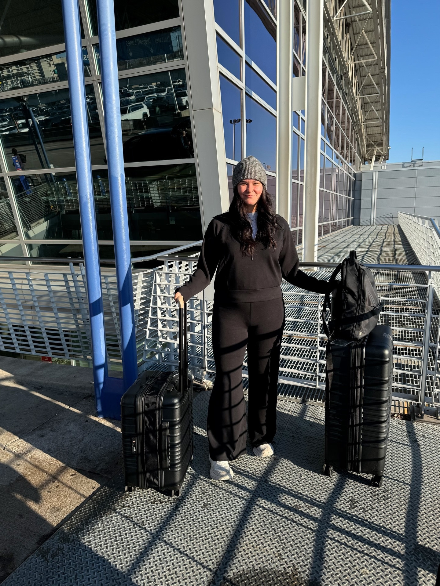 Bumpy flight but a buttery smooth matching set 🖤 (tysm @spanx!! #SpanxPartner)

___
Matching set, travel outfits, plane outfits, Spanx, what to wear on a flight