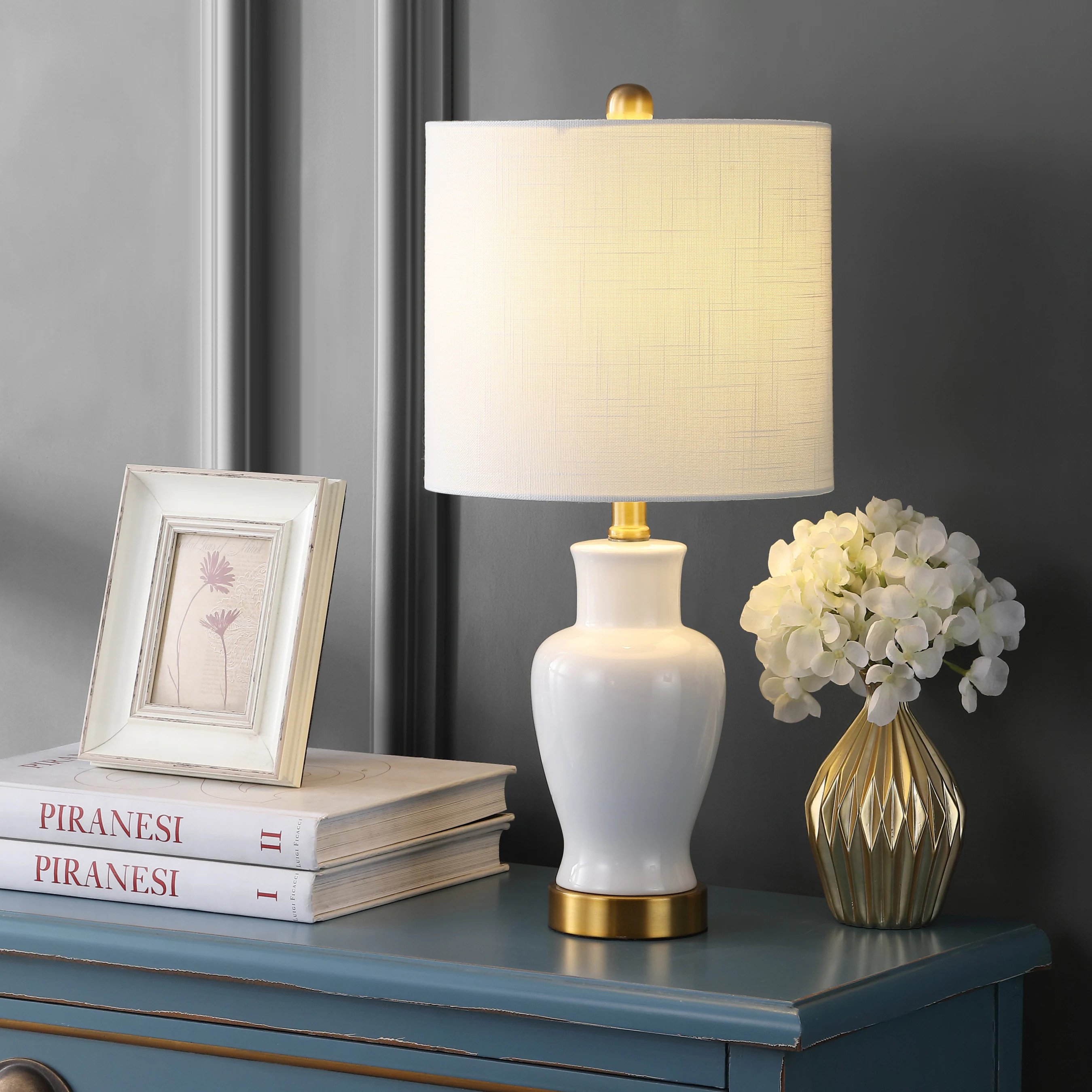 JONATHAN Y Chi Ceramic/Iron Classic 21-in White LED On/Off switch Table Lamp with Linen Shade one_size | JYL6605A | Lowe's
