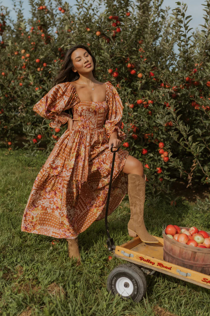 Aster Midi Dress | Vestique