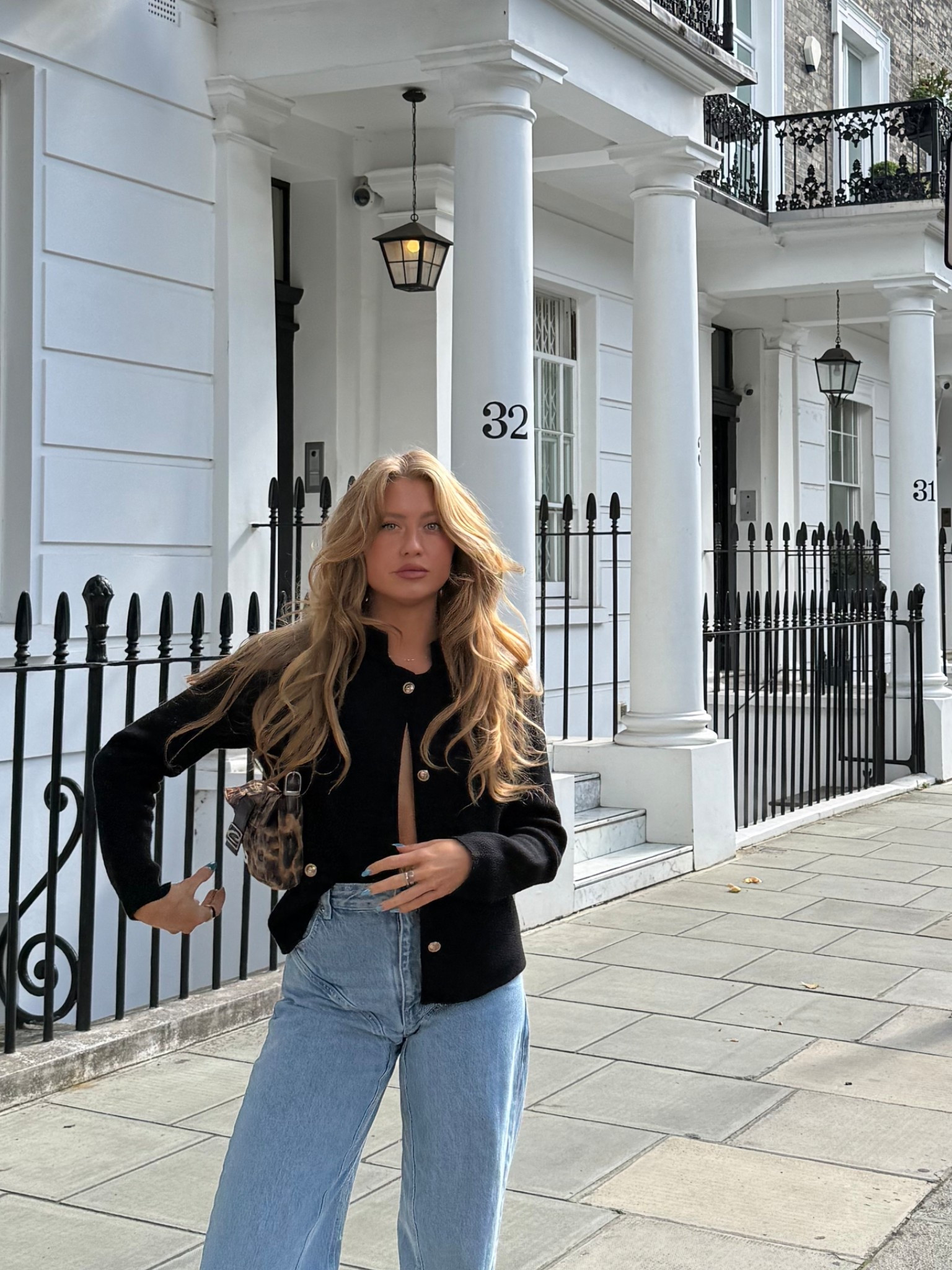 Heatless curls 

#LTKBeauty #LTKTravel #LTKFallSale