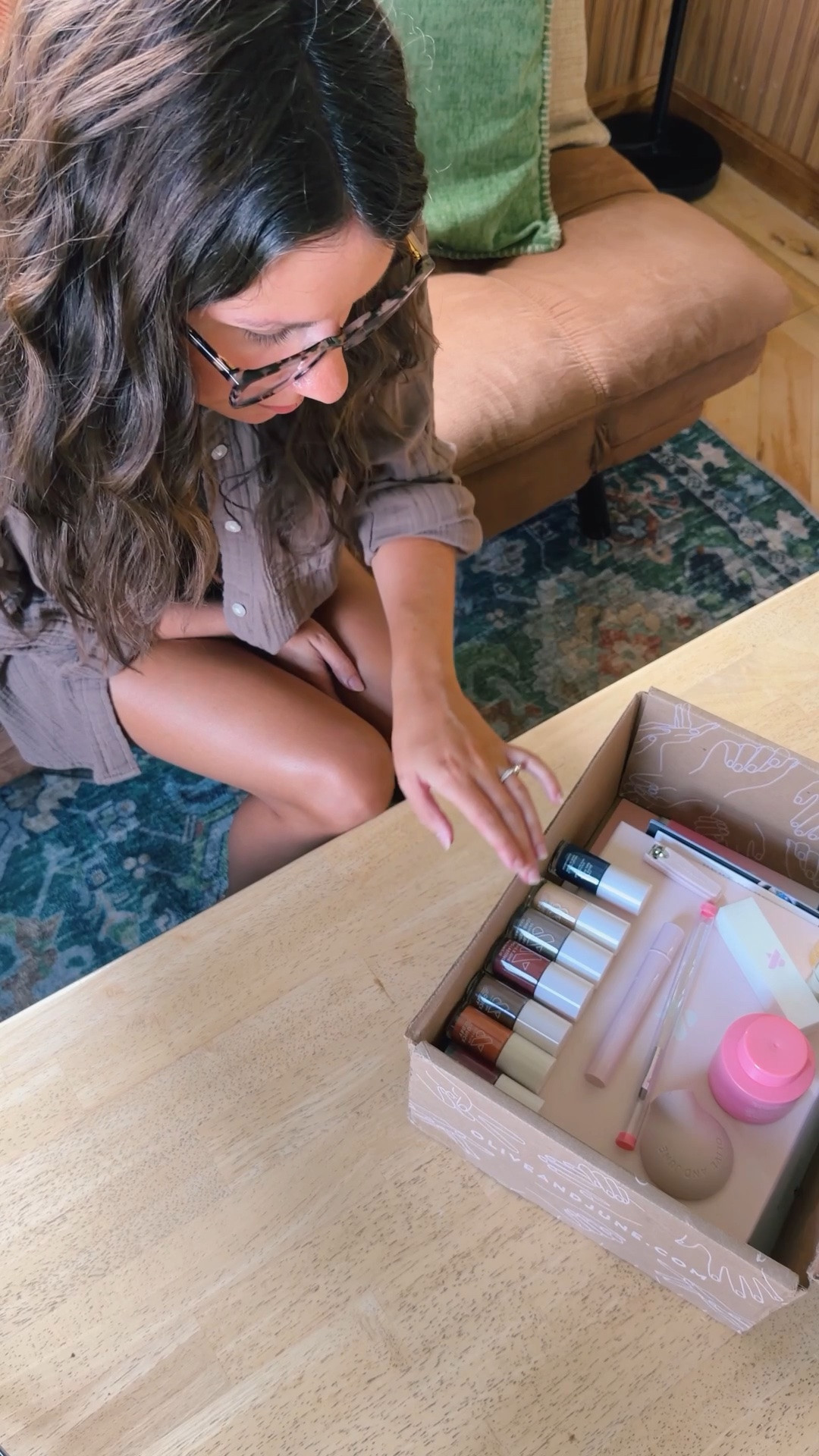 Olive and June sent me some nail polish and I’m loving it! 💅🏼 wearing the color “Canyon” here🧡

#LTKPetite #LTKgrwm #LTKootd

Comment SHOP below to receive a DM with the link to this post on my LTK ⬇ https://liketk.it/6iiau

#LTKPetite #LTKgrwm #LTKootd