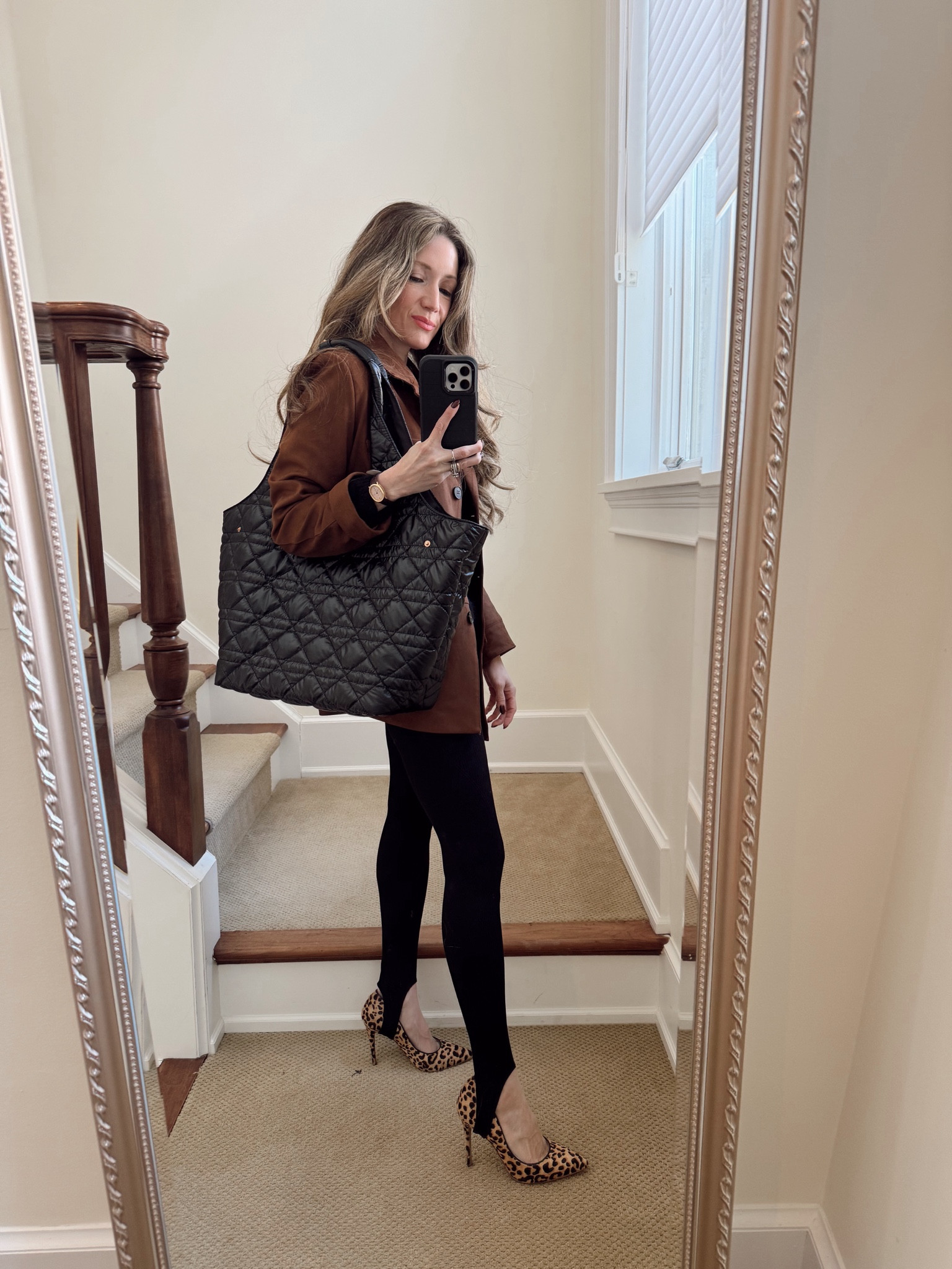 Suede blazer + stirrup heels + leggings 
Suede faux blazer xs
Zibalennox_12 for 12% off

#LTKMostLoved #LTKFindsUnder50 #LTKStyleTip