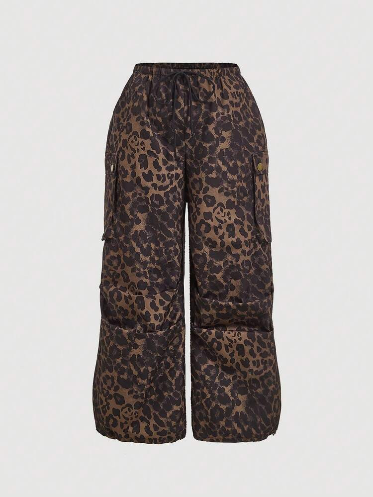 SHEIN MOD Plus Size Leopard Print Cargo Pants, Women's Straight Casual Trousers, Loose Leopard Print Pants, Renaissance Fair, Maroon, Fall, Tall Women , Baggy Women, New Year, Valentine | SHEIN
