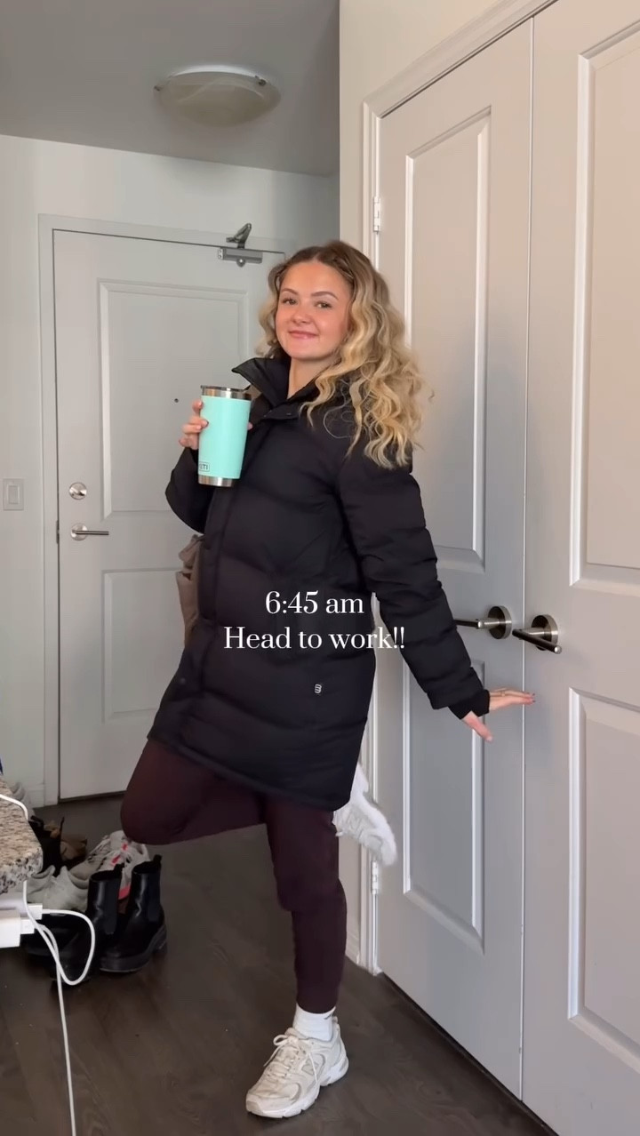Happy hump day! 2 more days until the weekend we got this 

#dayinmylife #nursetok #nurselife #dayvlog #nursing #foryoupage #cometoworkwithme #hospital #getreadywithme #nursingschool
