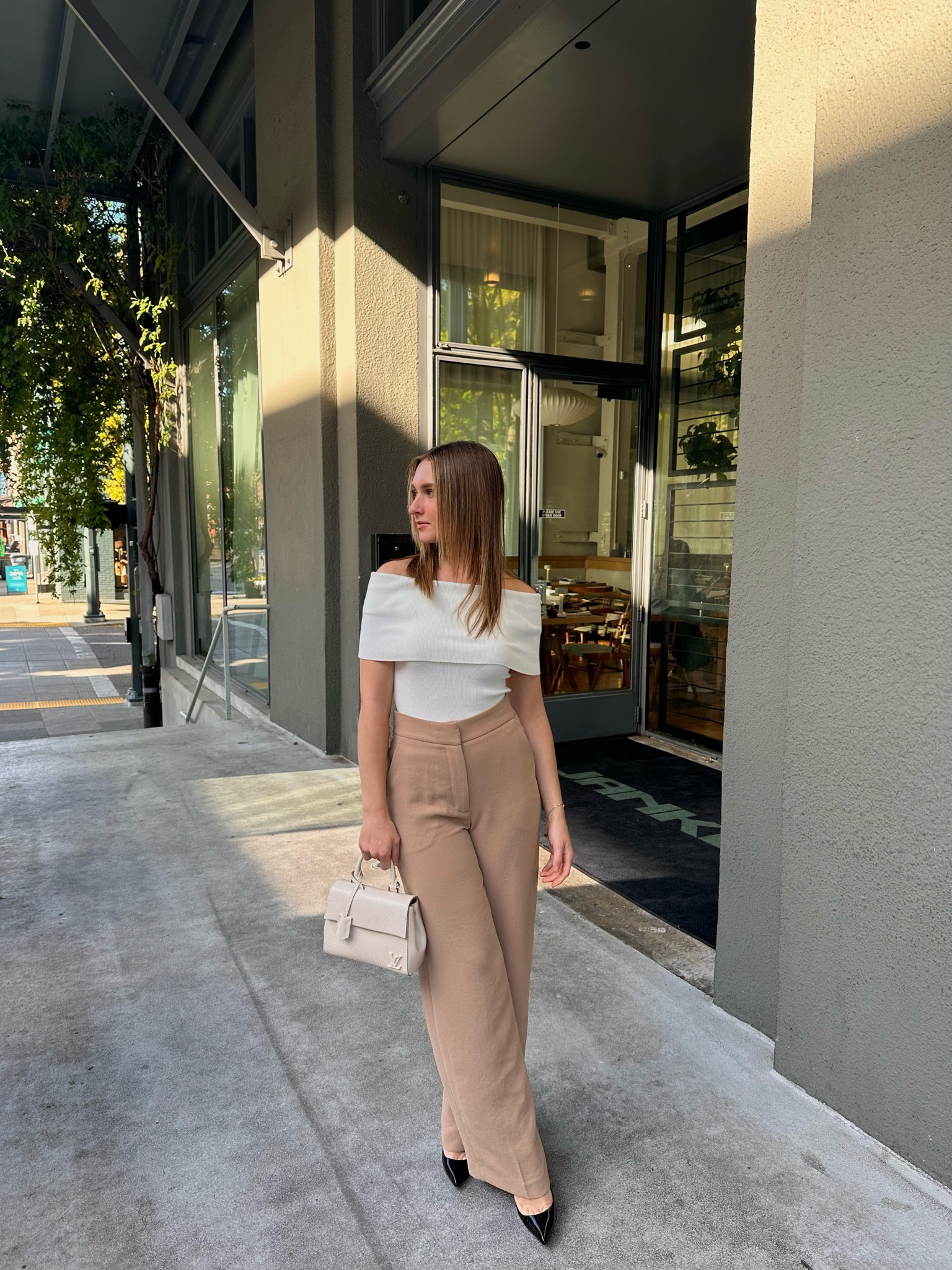 Date night 🤍
Top from Aritzia wearing XS
Pants from Aritzia wearing size 0 
Shoes from Louboutin wearing size 6.5 
Bag from Louis Vuitton 

#LTKFindsUnder50 #LTKFindsUnder100 #LTKWorkwear