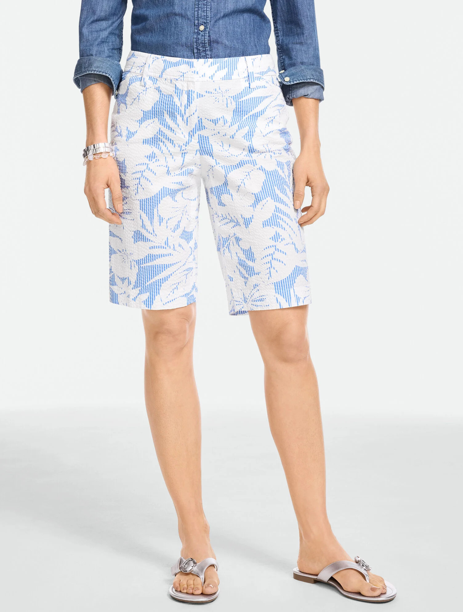 Seersucker Perfect Shorts - Tropical Hibiscus - 10.5” | Talbots