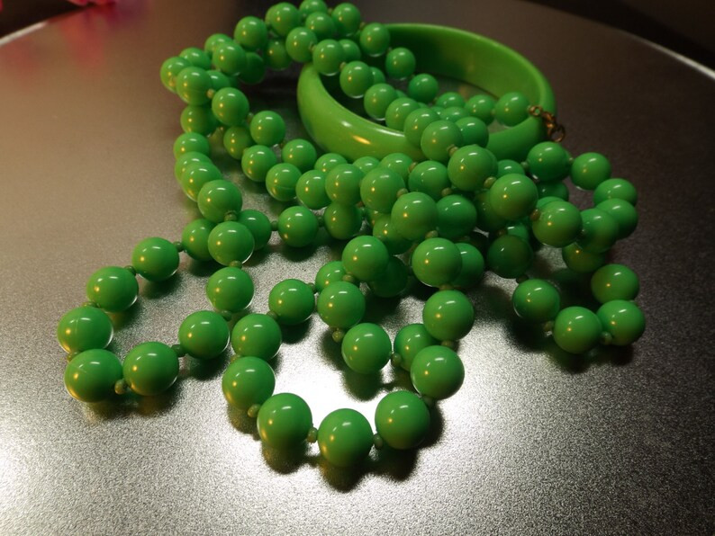 Set of Green Necklace and Matching Bracelet .jewelry .women . | Etsy | Etsy (US)