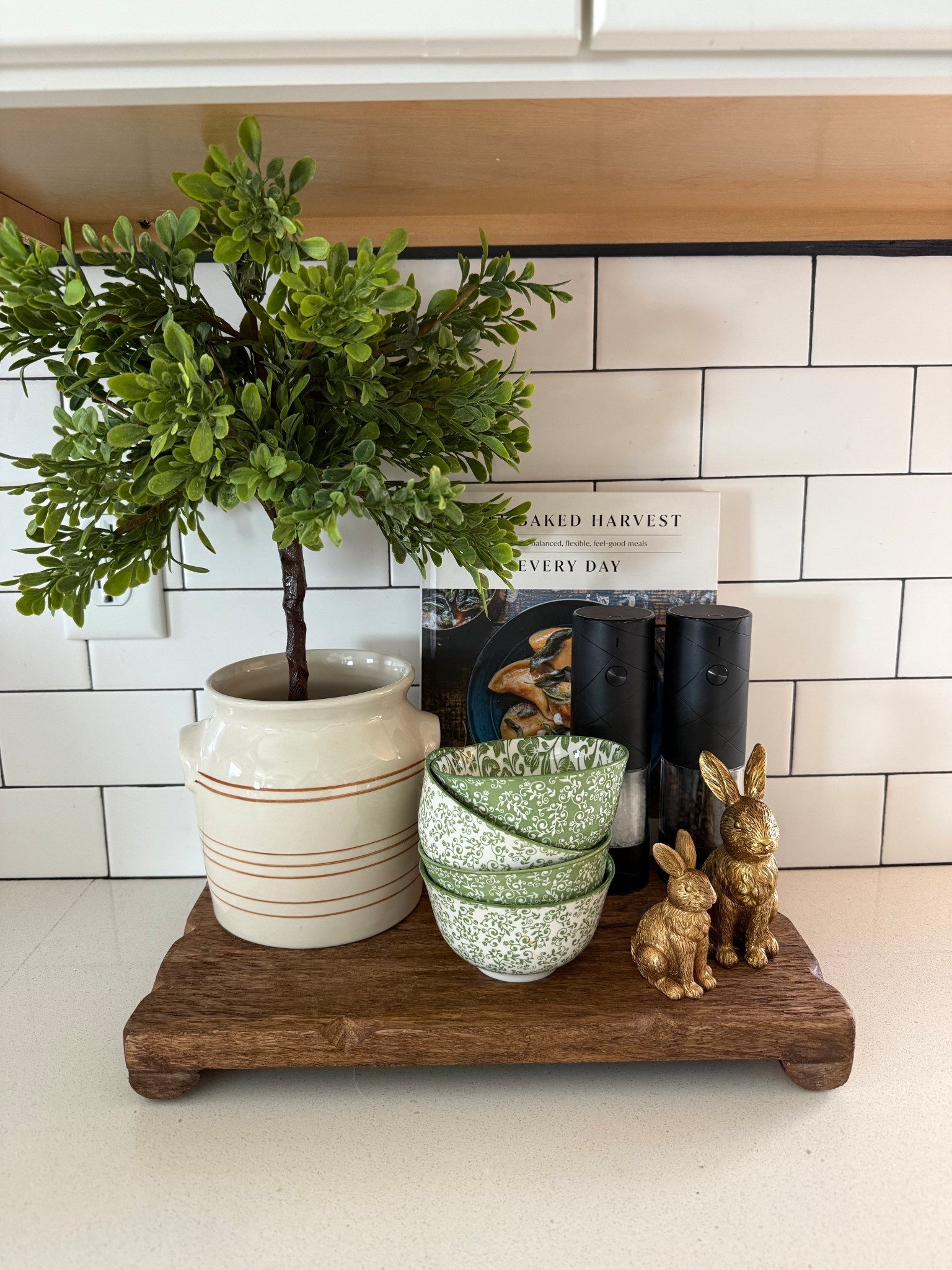 Simple kitchen spring styling 💕🌸

#LTKSpringSale #LTKHome