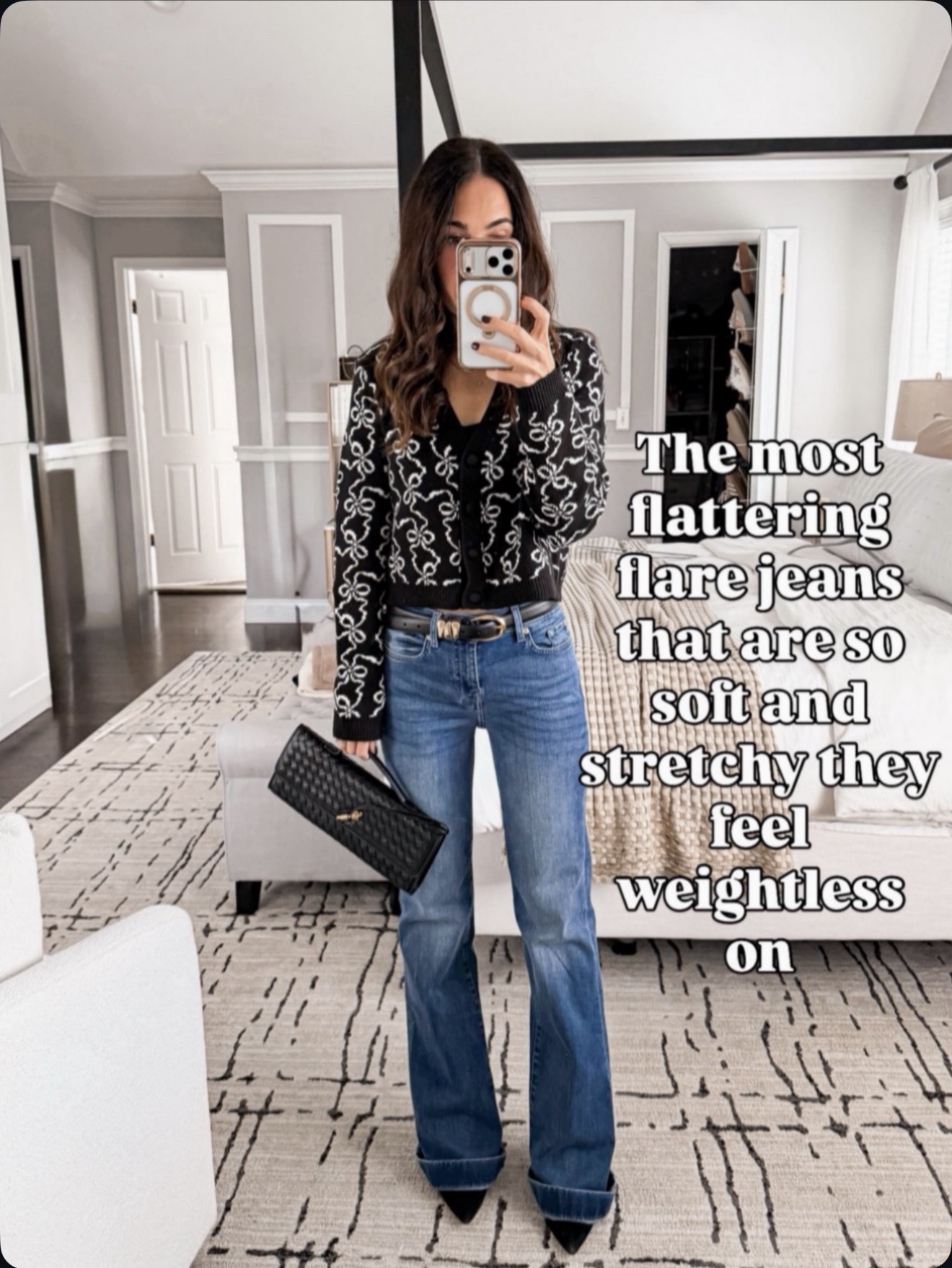 The most flattering flare jeans — soft, stretchy, and feel weightless on. A must if you love a leg-lengthening fit 🙌 🔗⬇️

#LTKOver40 #LTKFindsUnder100 #LTKSeasonal