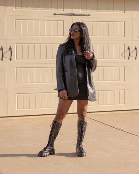 #JustFabPartner Entering my 90s Grunge Era 😎🖤

Feeling like I’m in the Matrix with my Vienna Flat Boots from @JustfabOnline! About to go blast some Evanescence. IYKYK 😆🤘🏾These knee high combat boots are perfect to pair with edgy looks this fall! 

Don’t forget! When you sign up for JustFab’s VIP Membership, you get your first pair for only $10! Follow my shop @pumpsandpouts on the @shop.LTK app to shop this post and get my exclusive app-only content!

#JustFab #JustFabStyle #stylishshoes #affordablestyle #combatboots #90sgrunge #90sgrungestyle #transitionalstyle